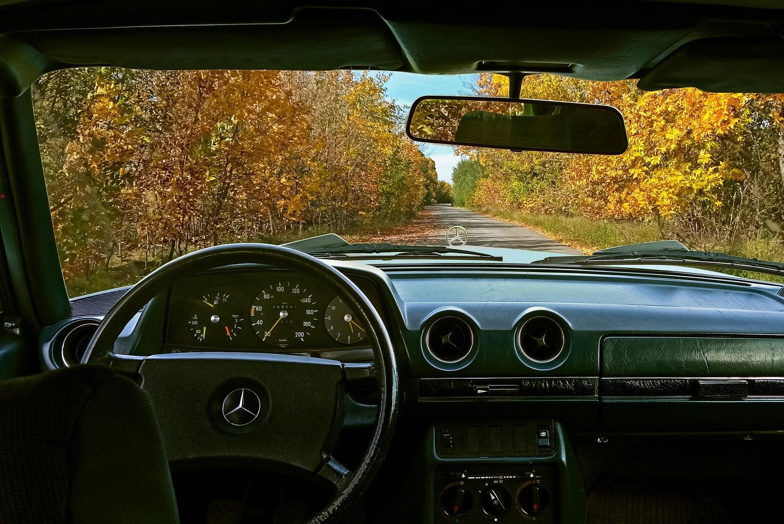 History of the Mercedes Legendary W123 Coupe