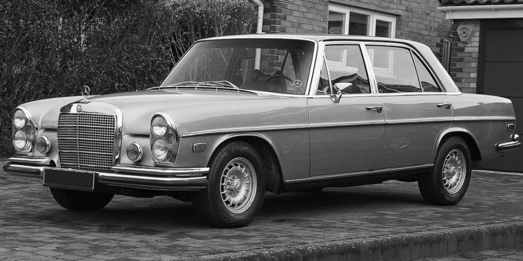 W109