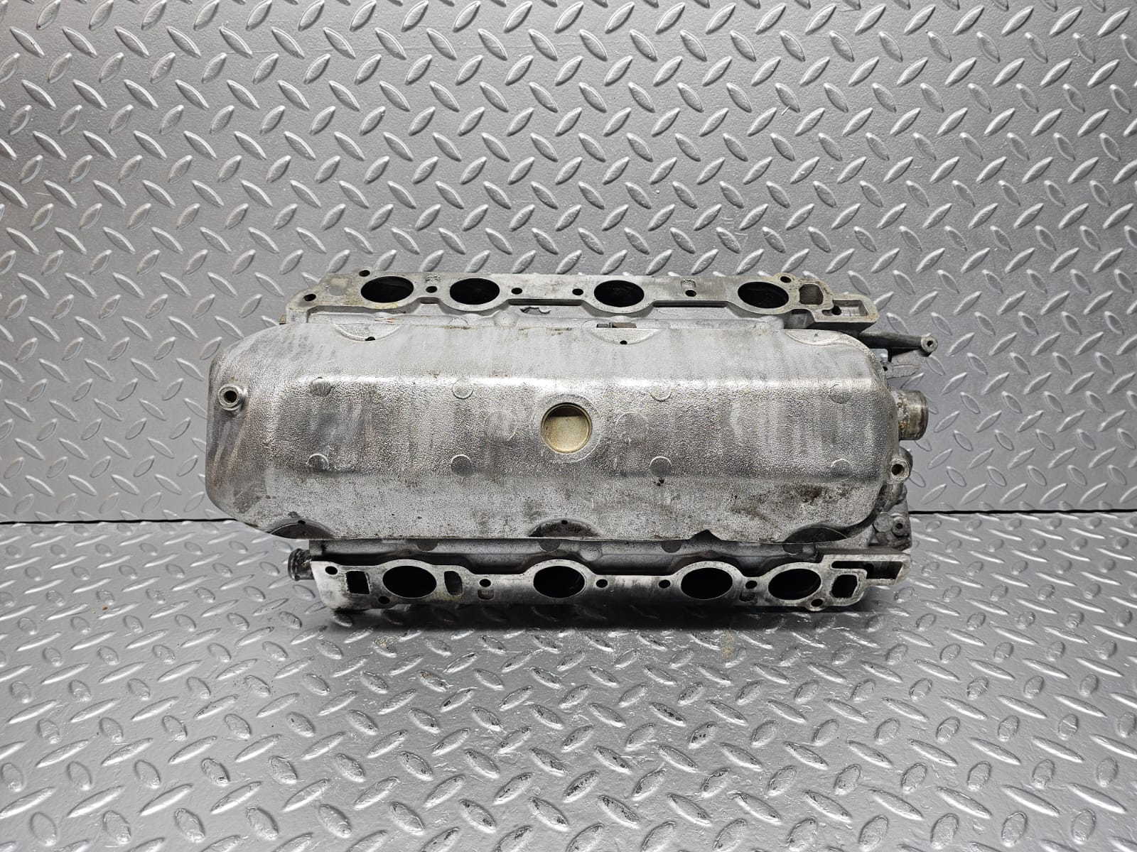 0049 Mercedes-Benz W116 350SE Intake Manifold 1161413501