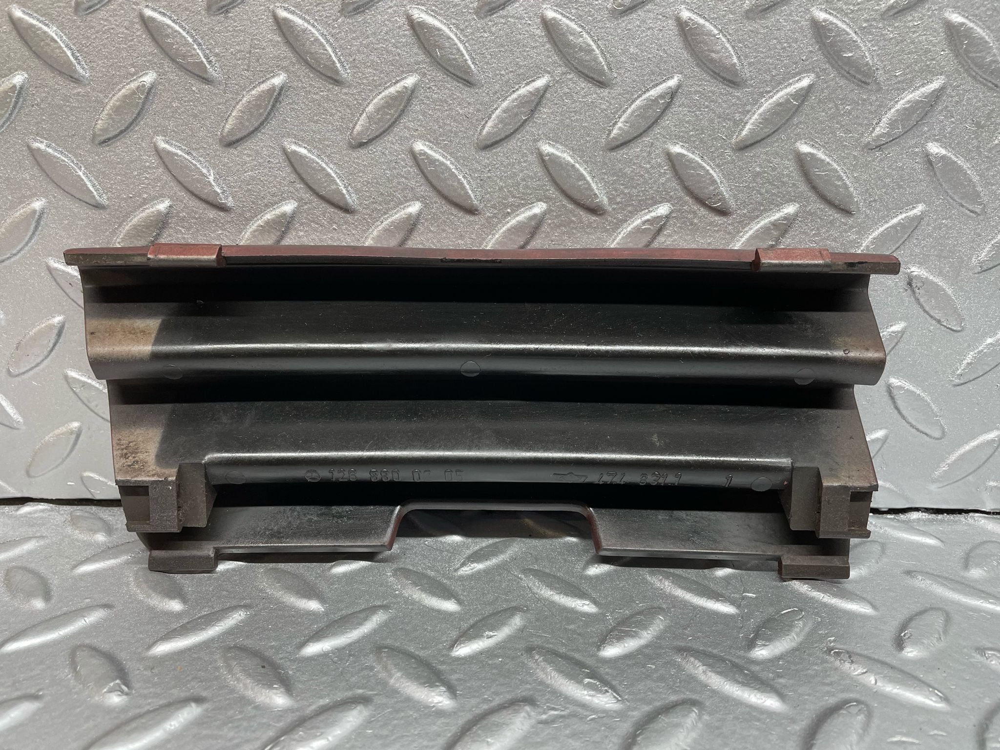 41276 Mercedes-Benz W126 300SE Front Bumper 1268802440 1268800205