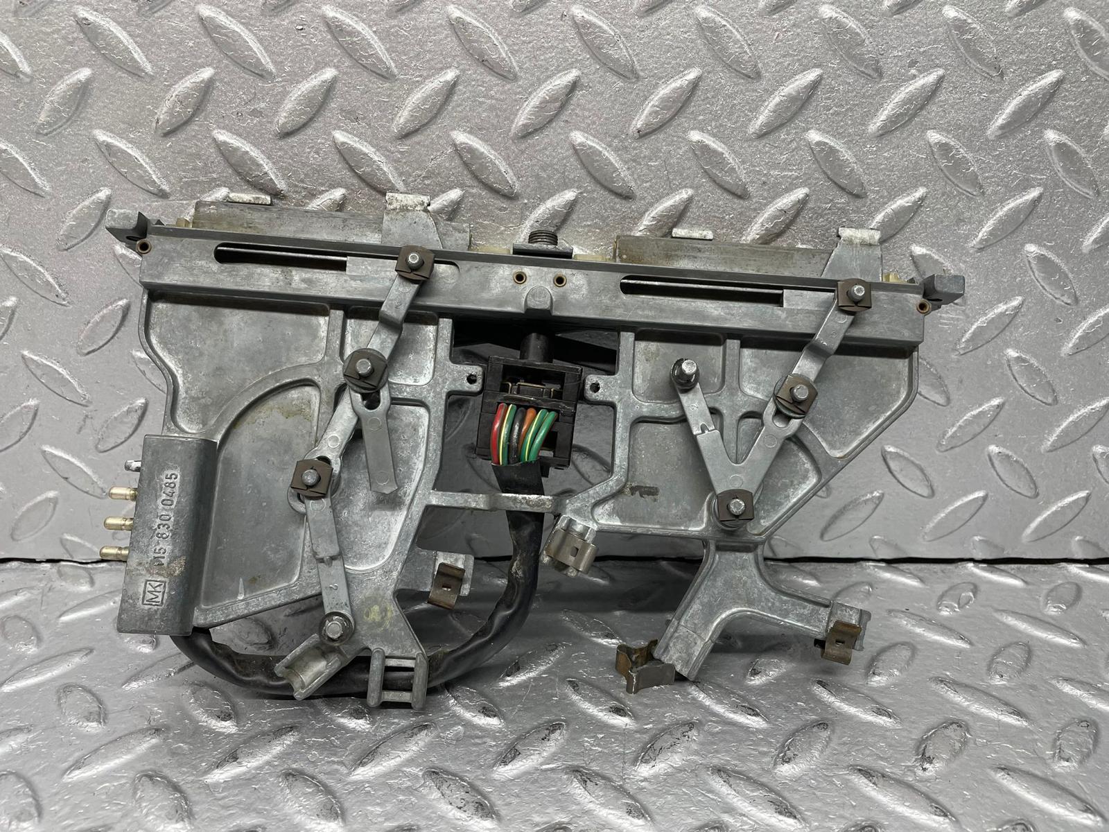 20969 Mercedes-Benz W114 250CE Coupe Heater Control Switch 1158300485