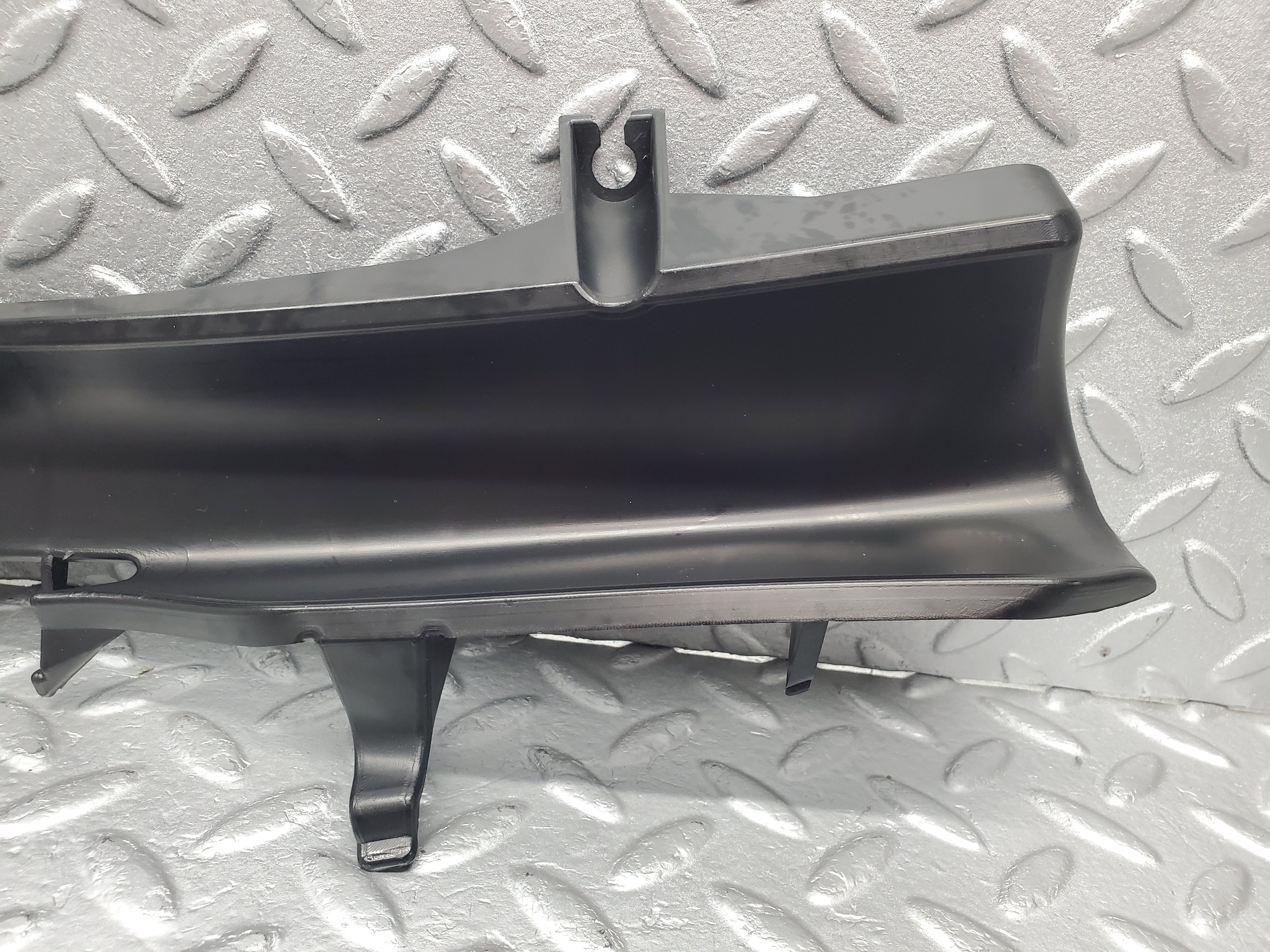 1525 Mercedes-Benz W220 S430 Ledge Border Rear Right 2206950160