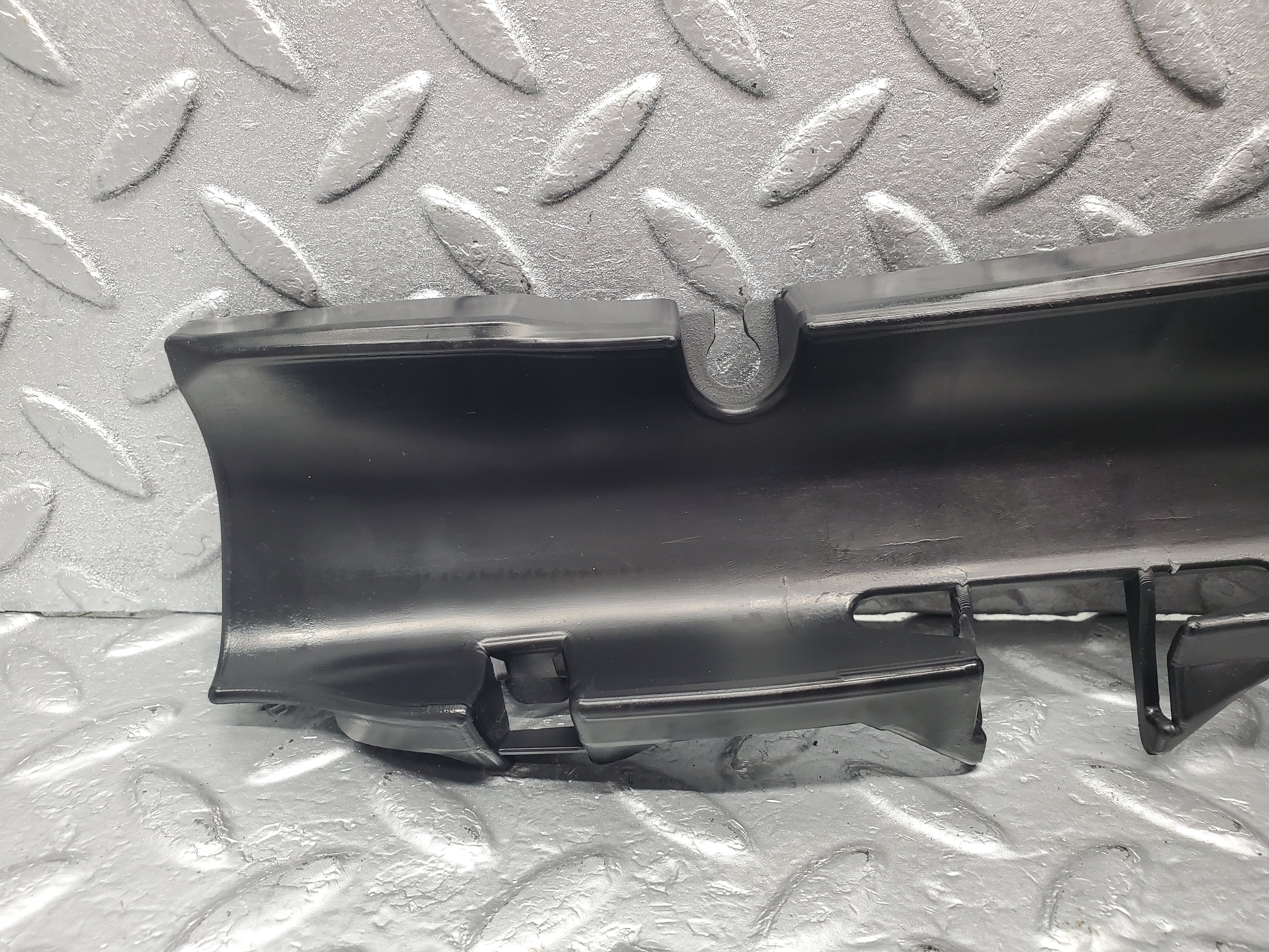 1525 Mercedes-Benz W220 S430 Ledge Border Rear Right 2206950160