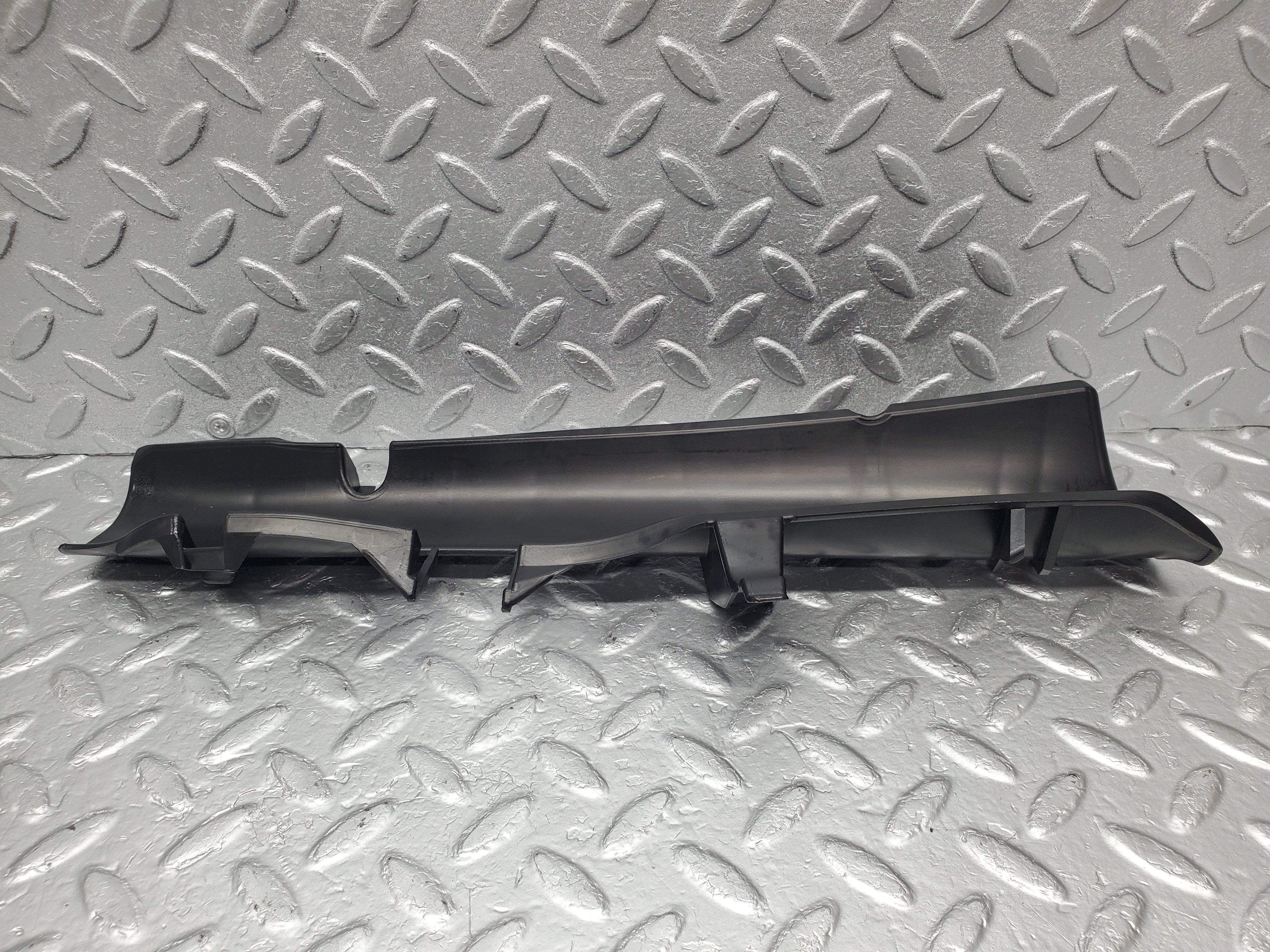 1525 Mercedes-Benz W220 S430 Ledge Border Rear Right 2206950160