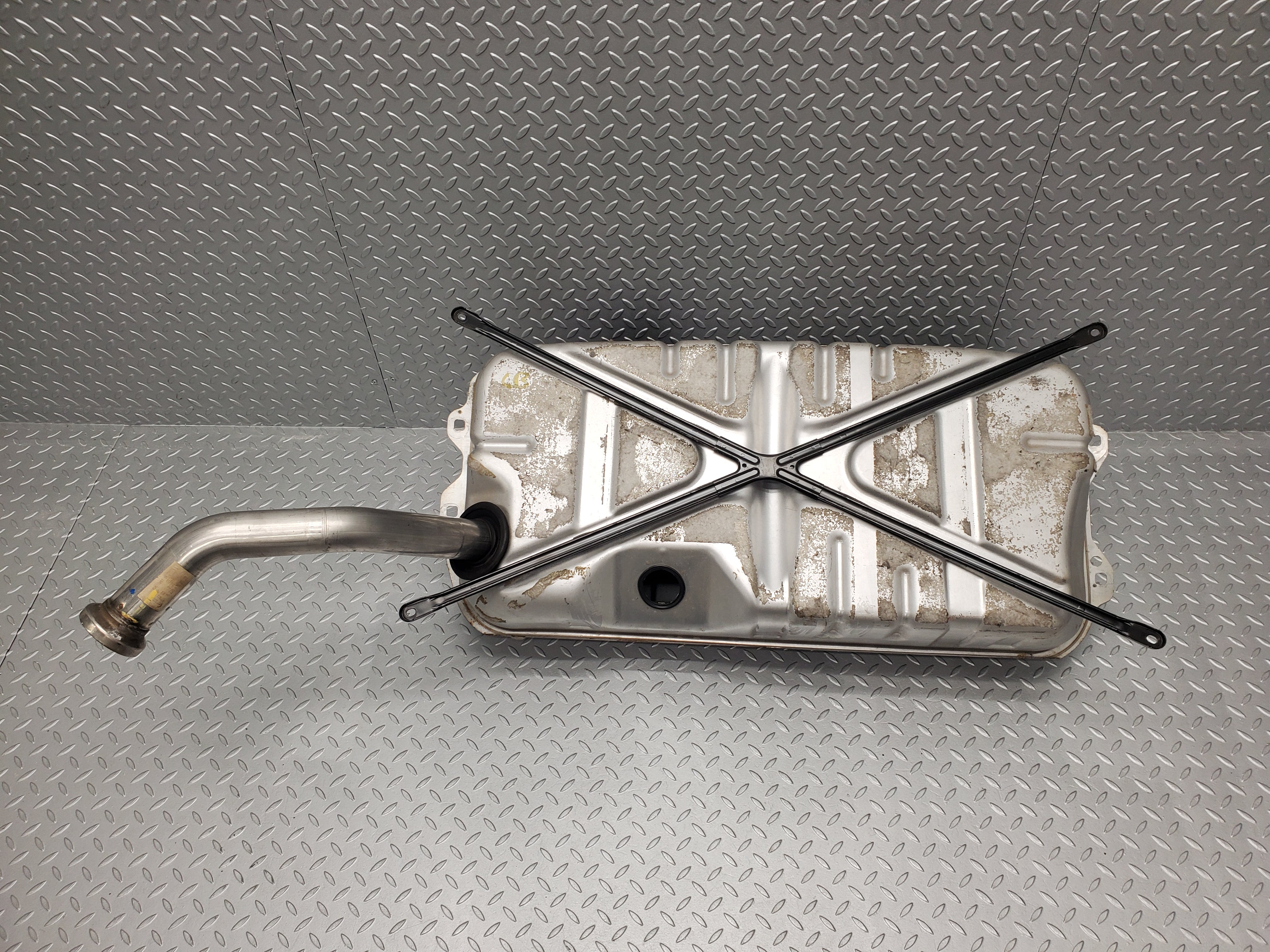 1587 Mercedes-Benz W220 S430 Fuel Tank Petrol 2204700920