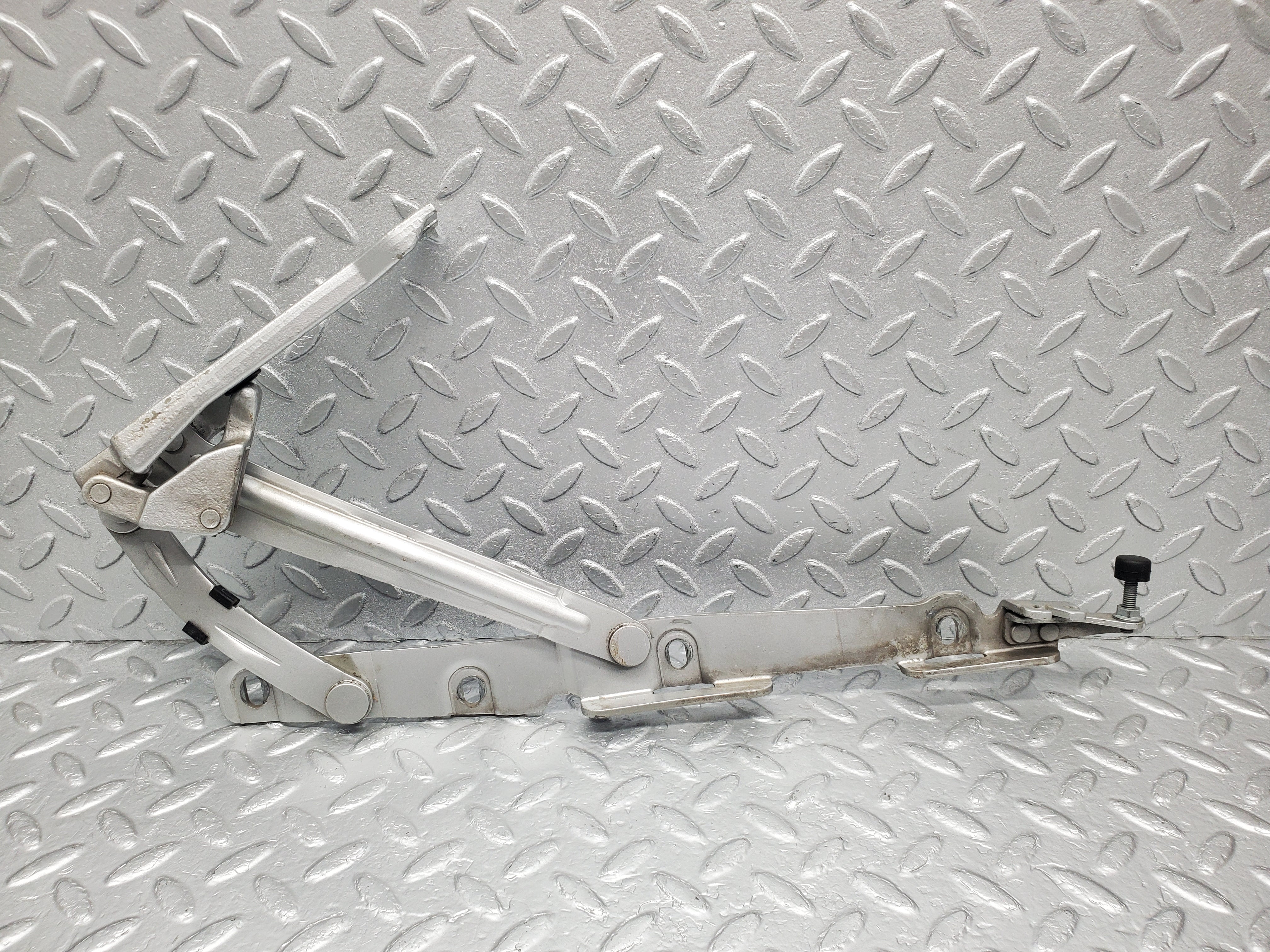 1599 Mercedes-Benz W220 S430 Boot Lid Trunk Hinge Right Side 2207500287