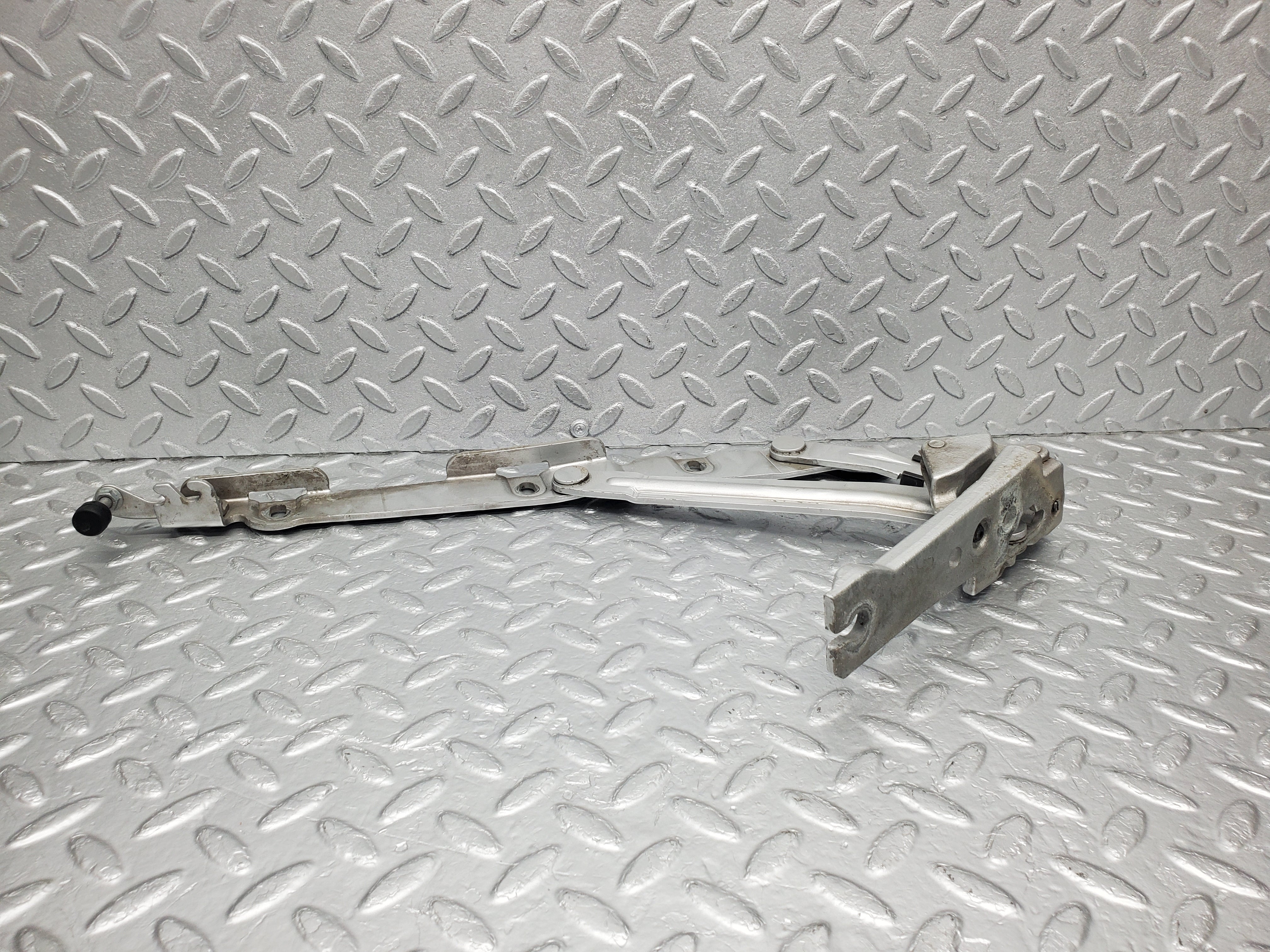 1599 Mercedes-Benz W220 S430 Boot Lid Trunk Hinge Right Side 2207500287