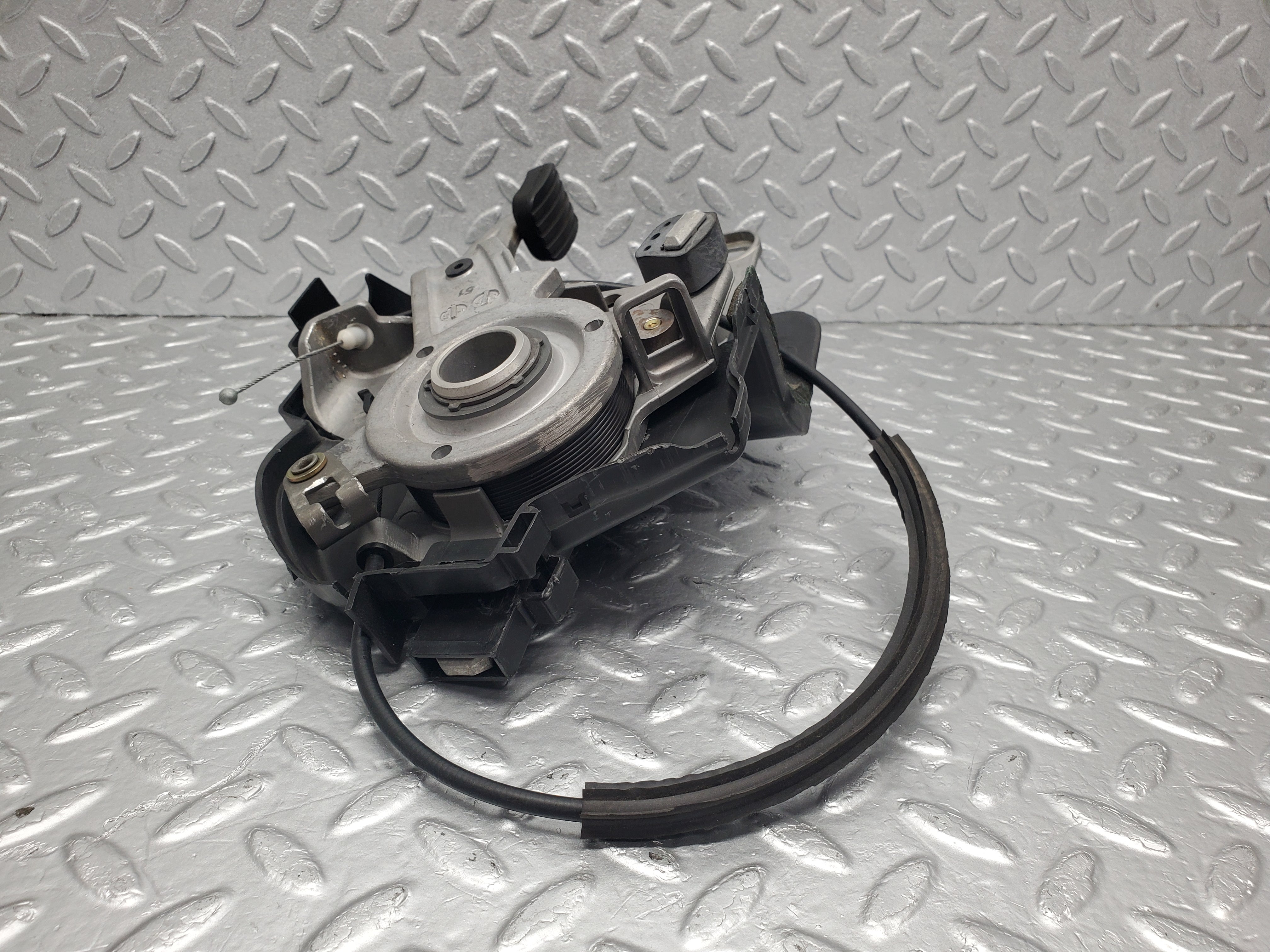 1602 Mercedes-Benz W220 S430 Handbrake Pedal 2206841318