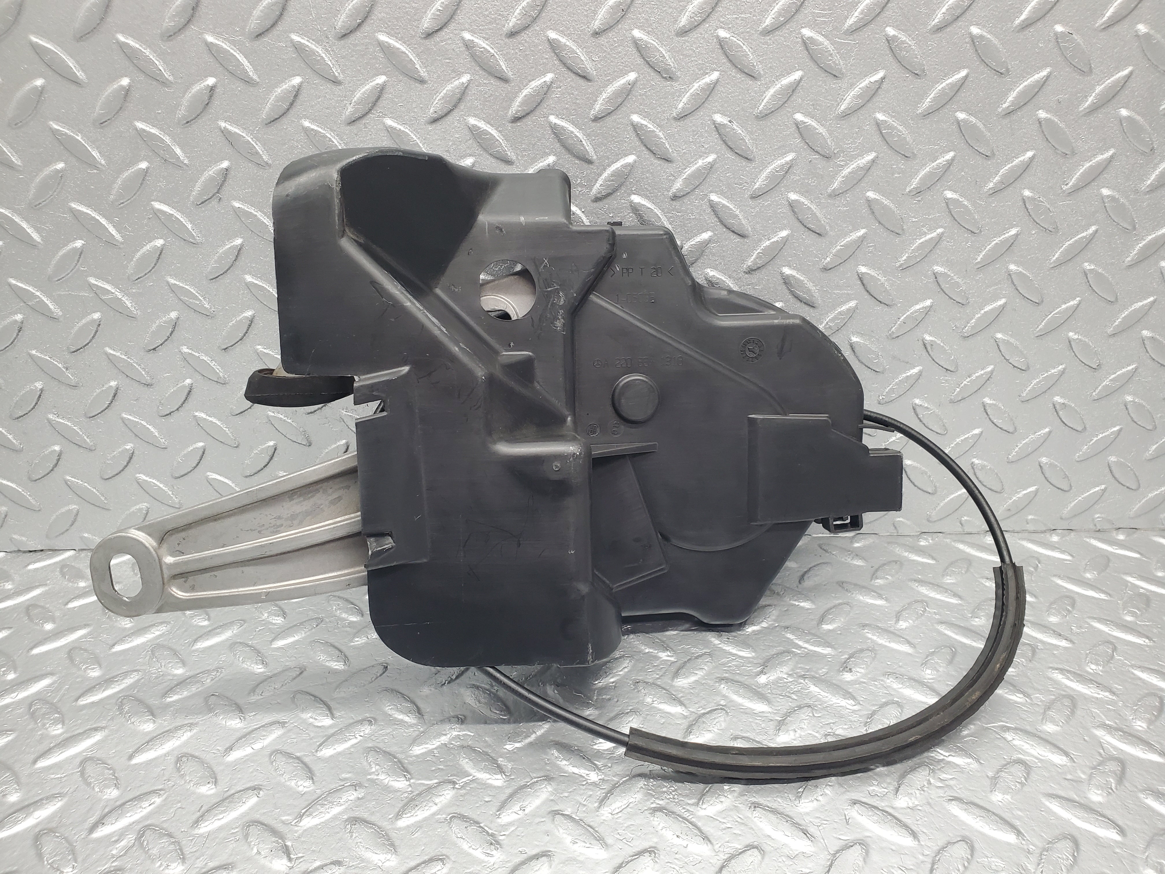 1602 Mercedes-Benz W220 S430 Handbrake Pedal 2206841318