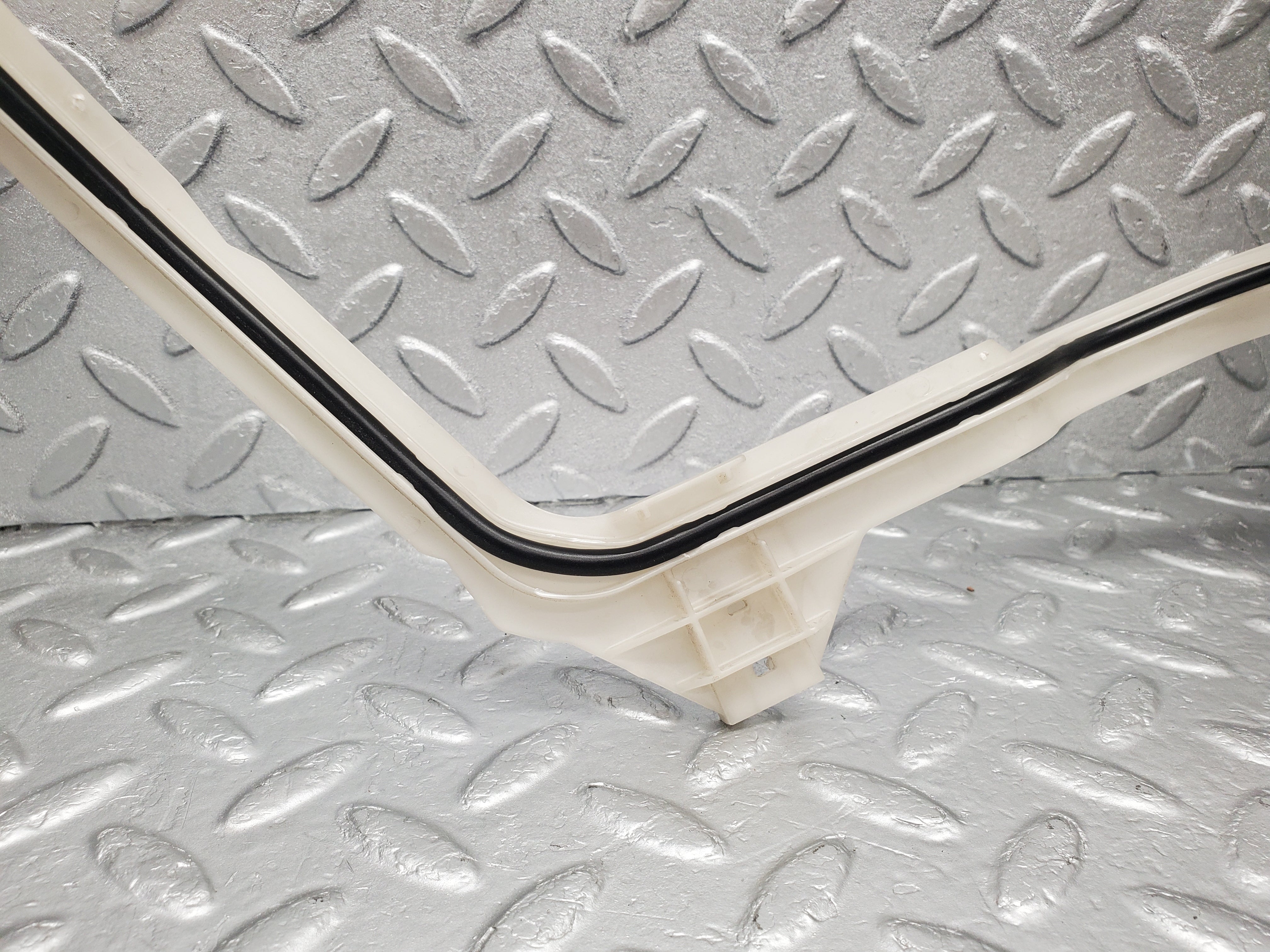 1604 Mercedes-Benz W220 S430 Keyless Antenna Front Right 2208200275