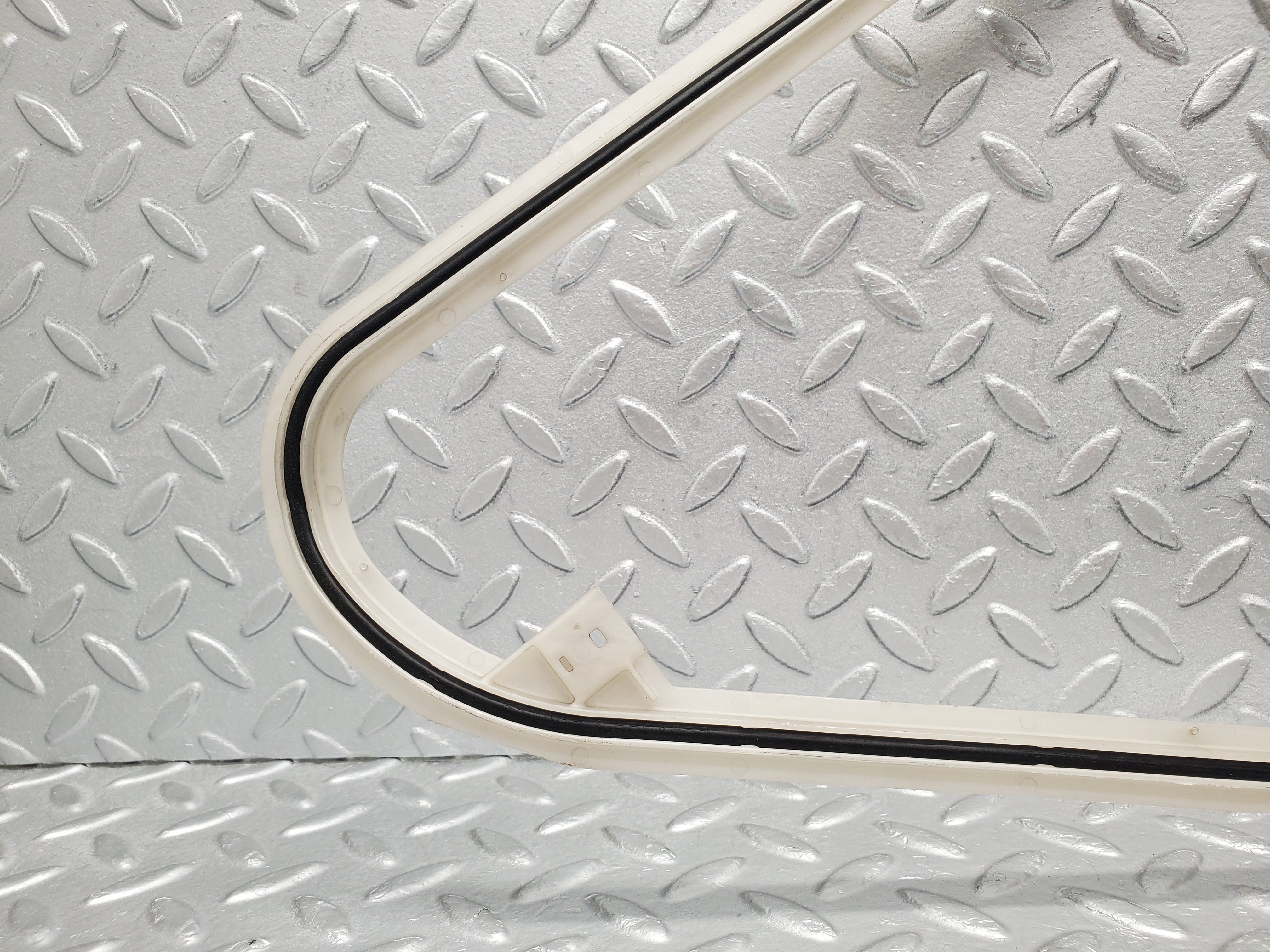 1607 Mercedes-Benz W220 S430 Keyless Antenna Rear Left 2208200375