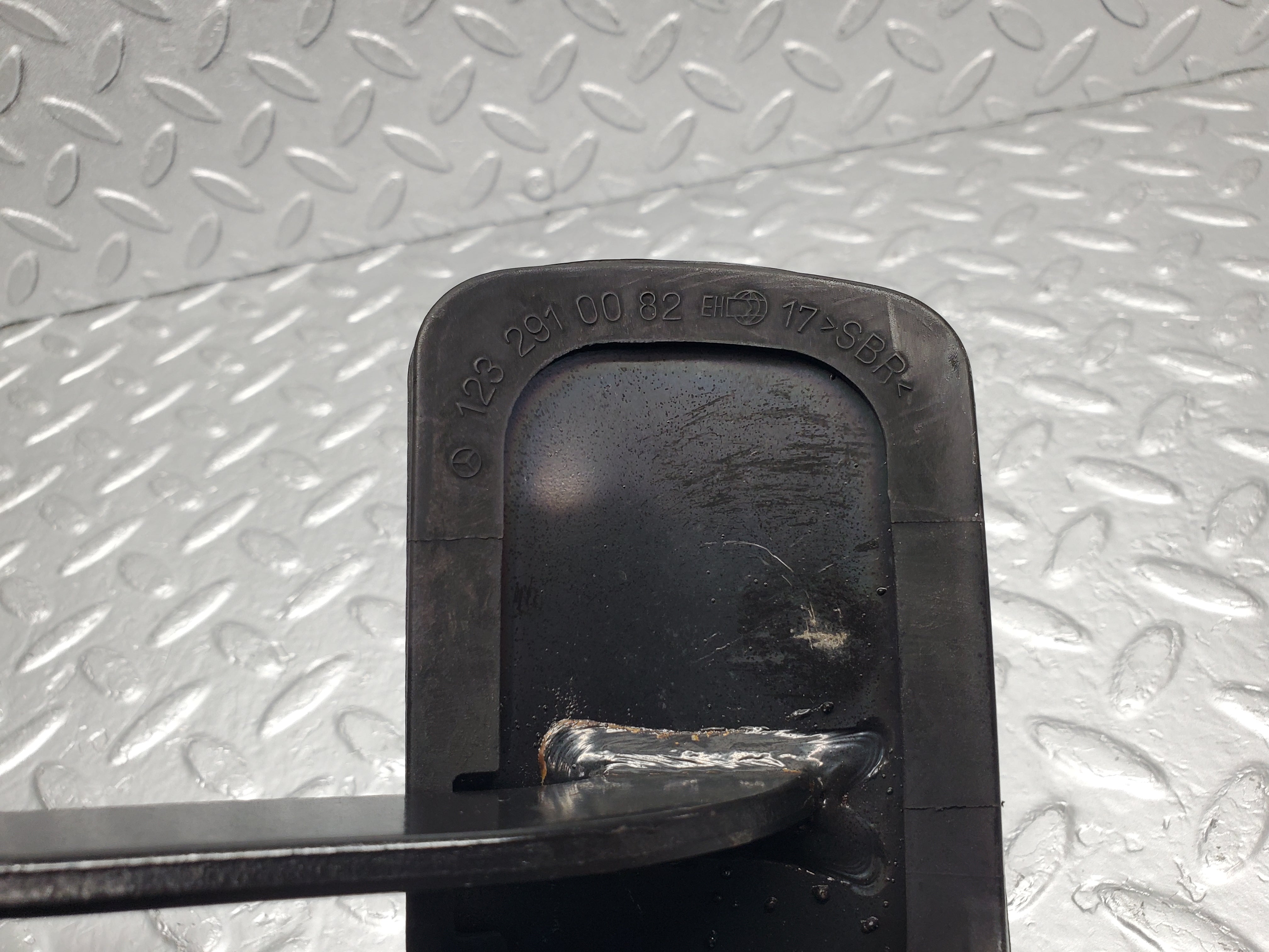 1608 Mercedes-Benz W220 S430 Brake Pedal 2206840718