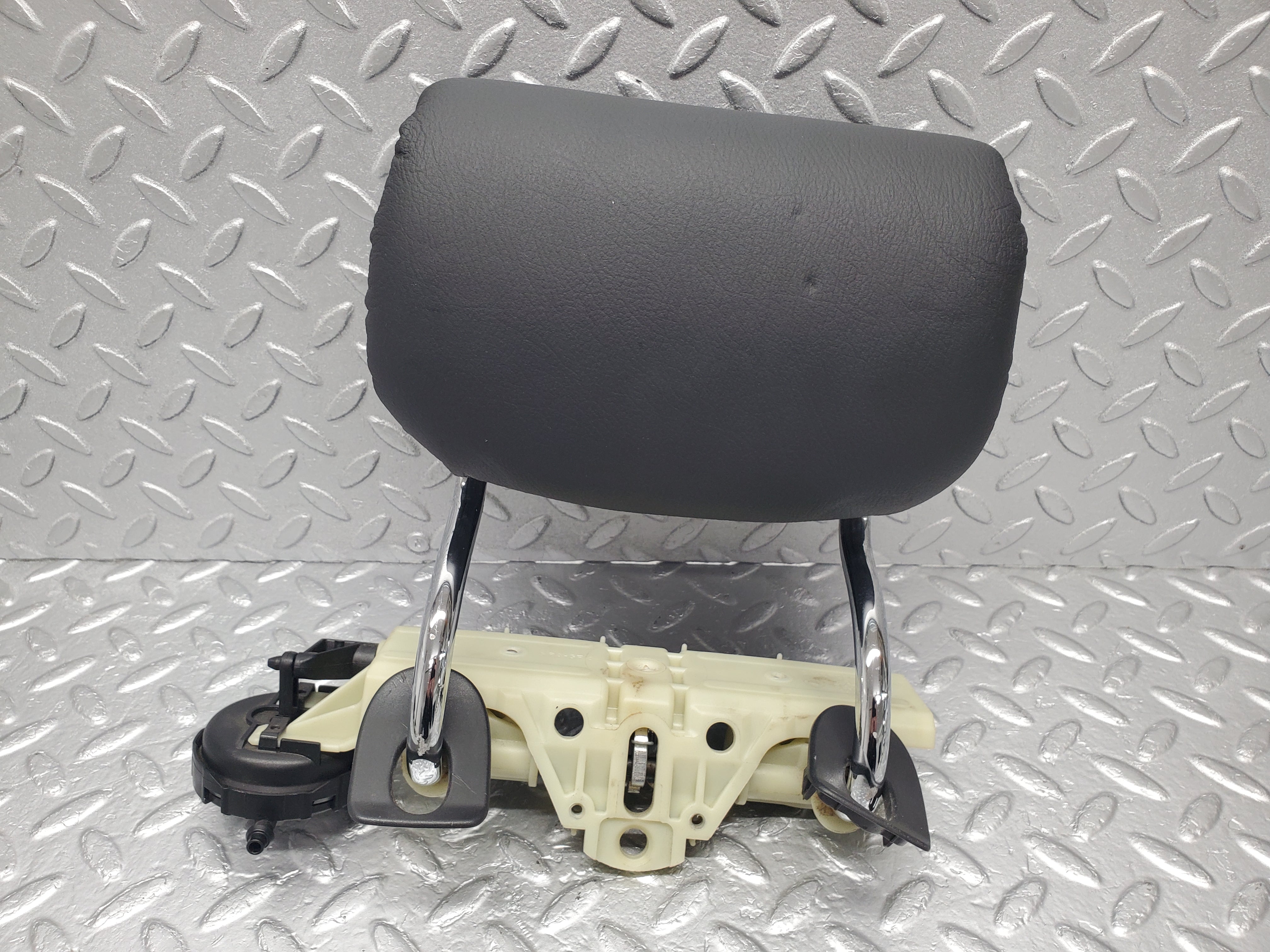 1614 Mercedes-Benz W220 S430 Rear Headrest Black Leather