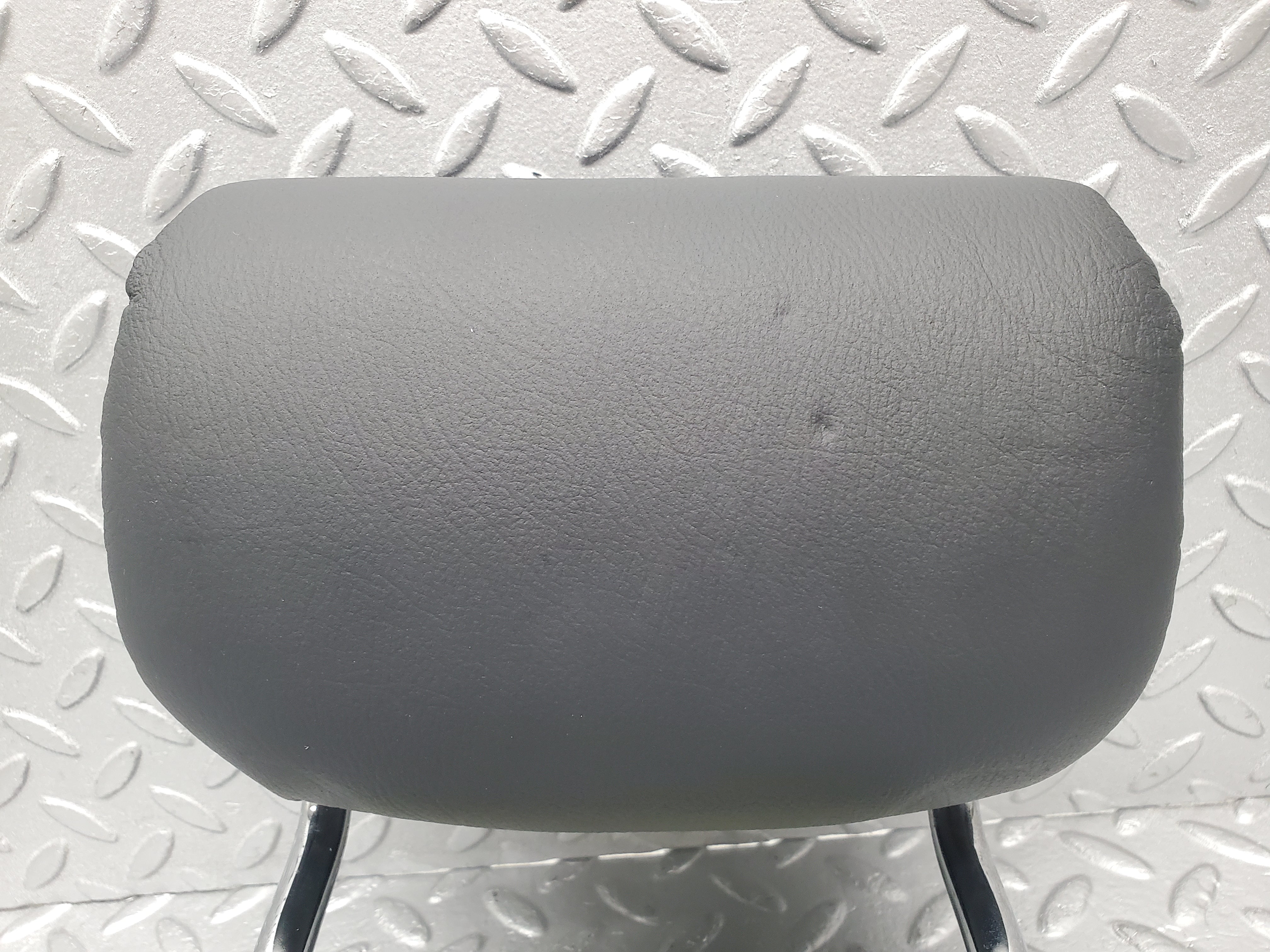 1614 Mercedes-Benz W220 S430 Rear Headrest Black Leather