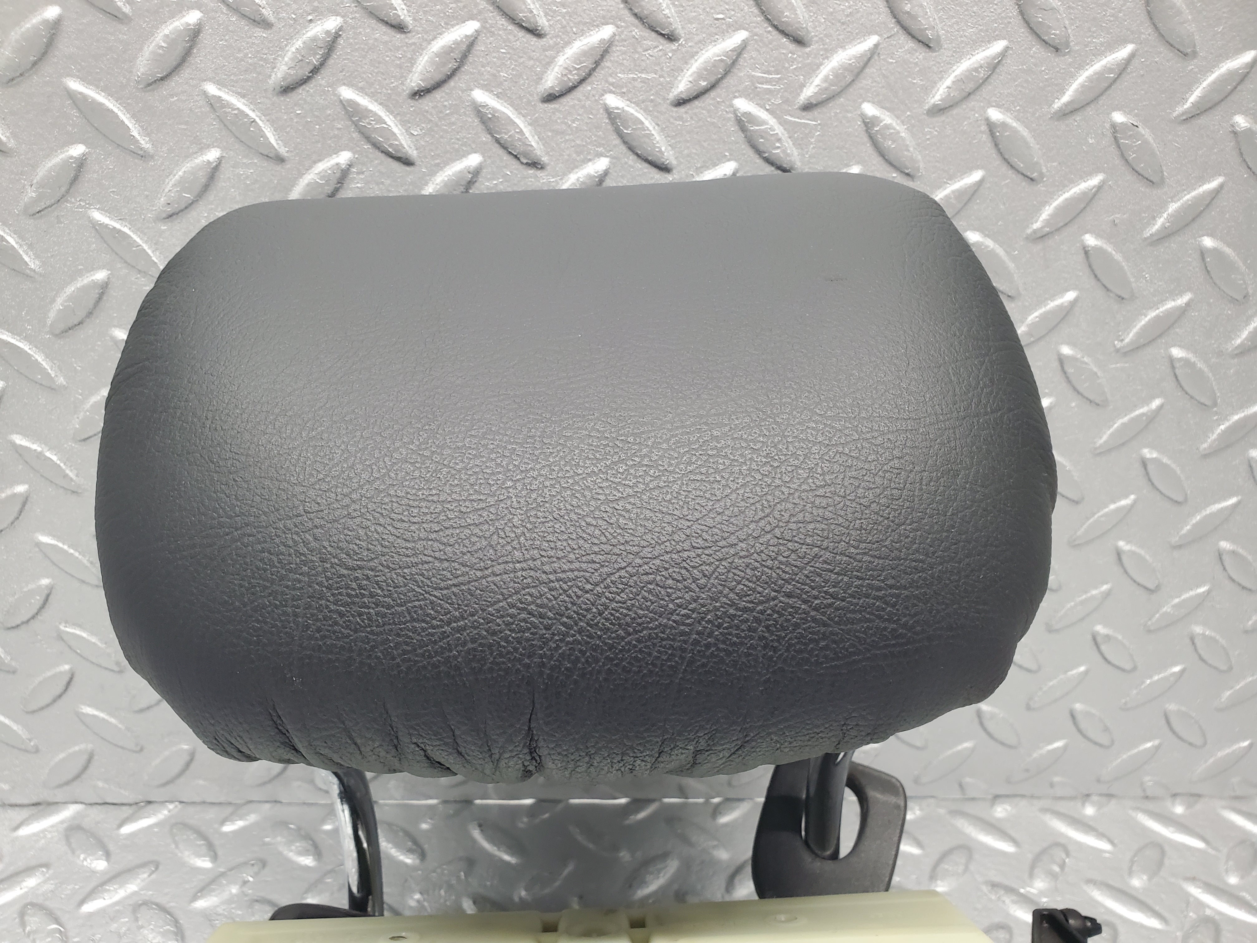 1615 Mercedes-Benz W220 S430 Rear Headrest Black Leather