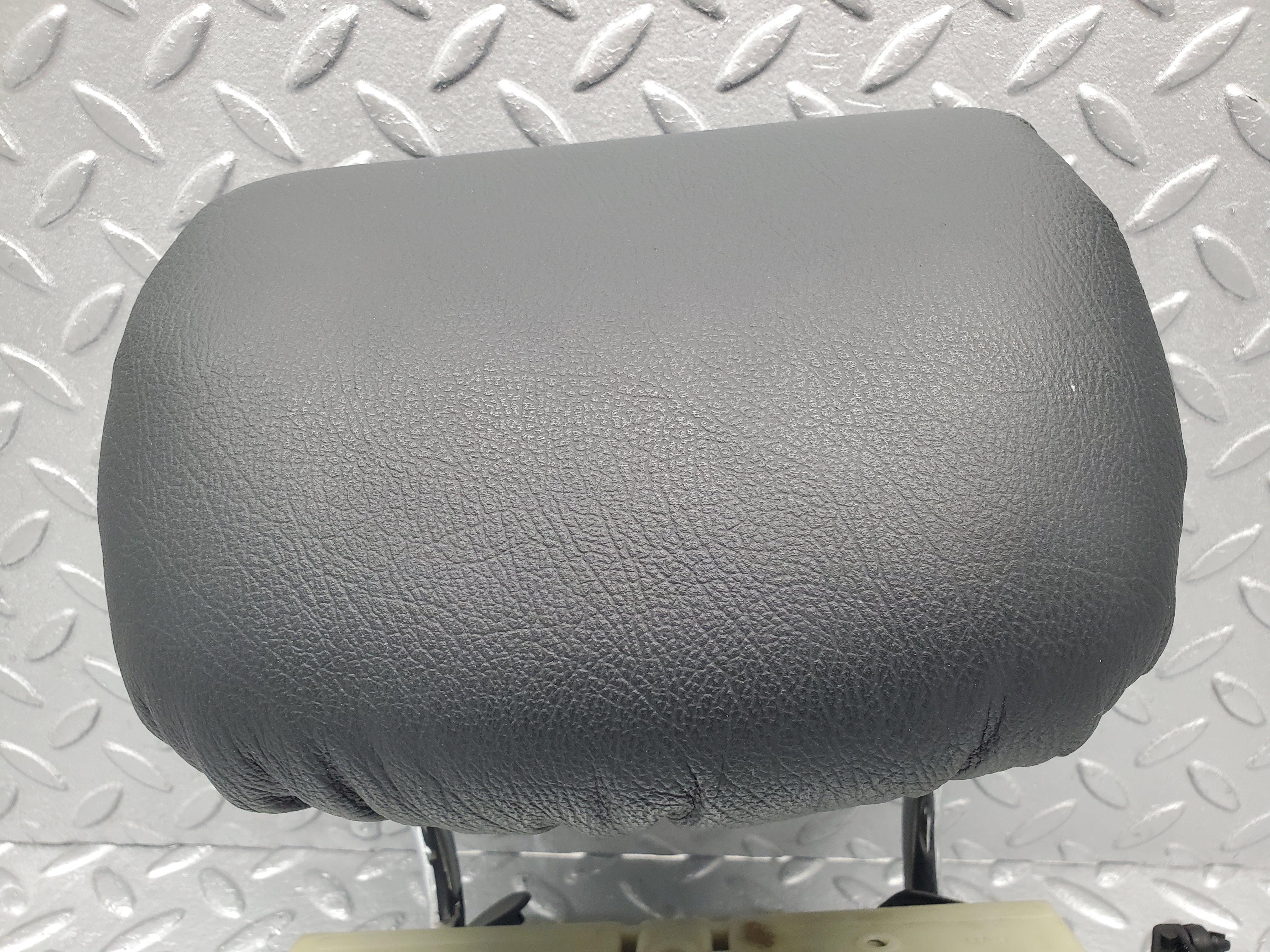 1616 Mercedes-Benz W220 S430 Rear Headrest Black Leather