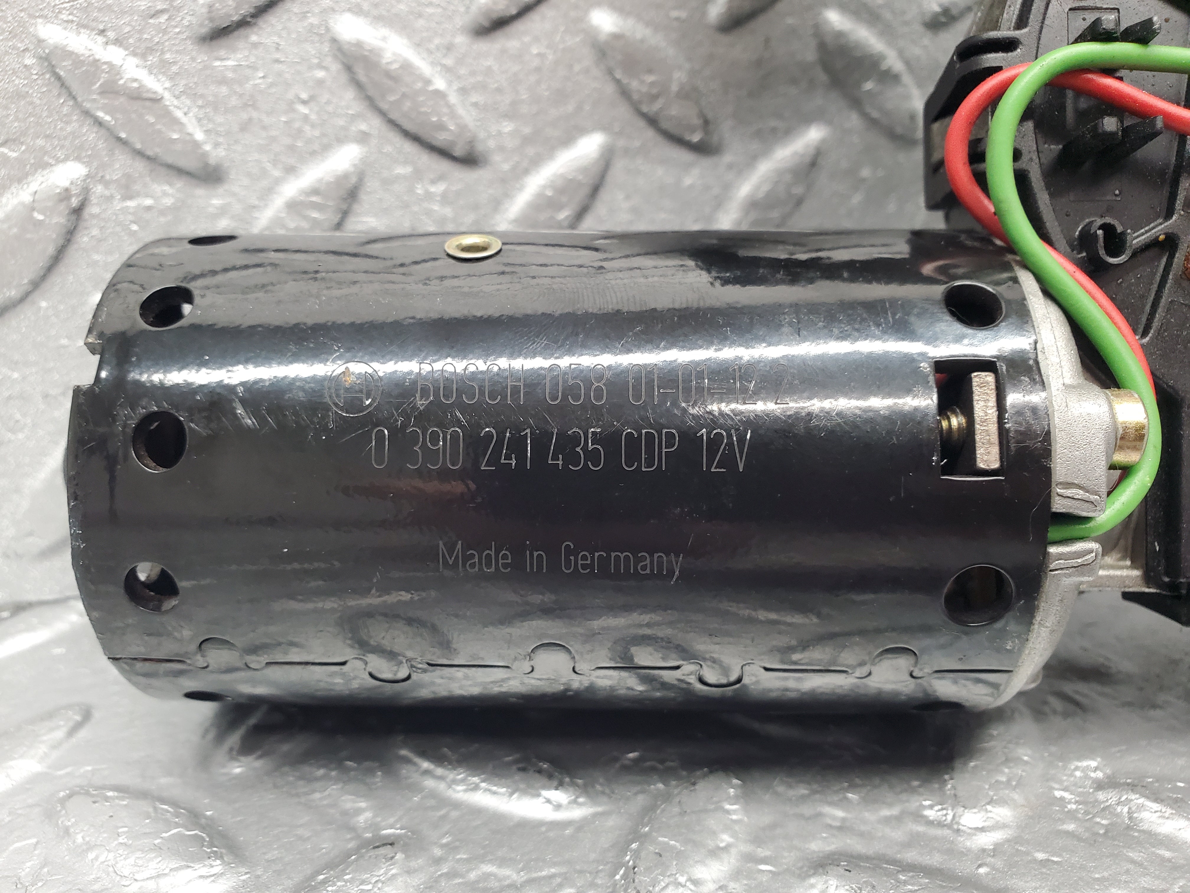 1624 Mercedes-Benz W220 S430 Front Wiper Motor Bosch 0390241435