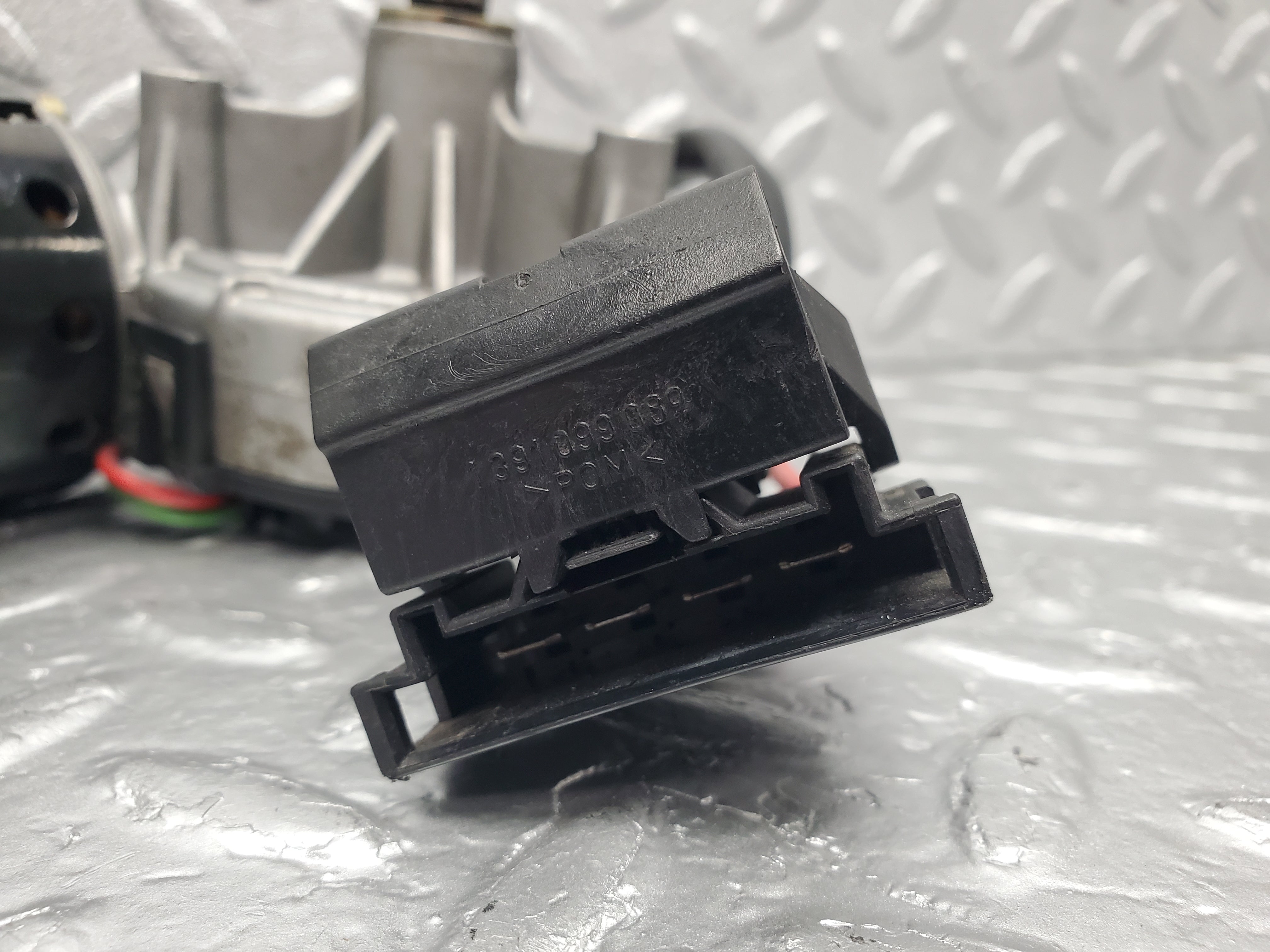 1624 Mercedes-Benz W220 S430 Front Wiper Motor Bosch 0390241435