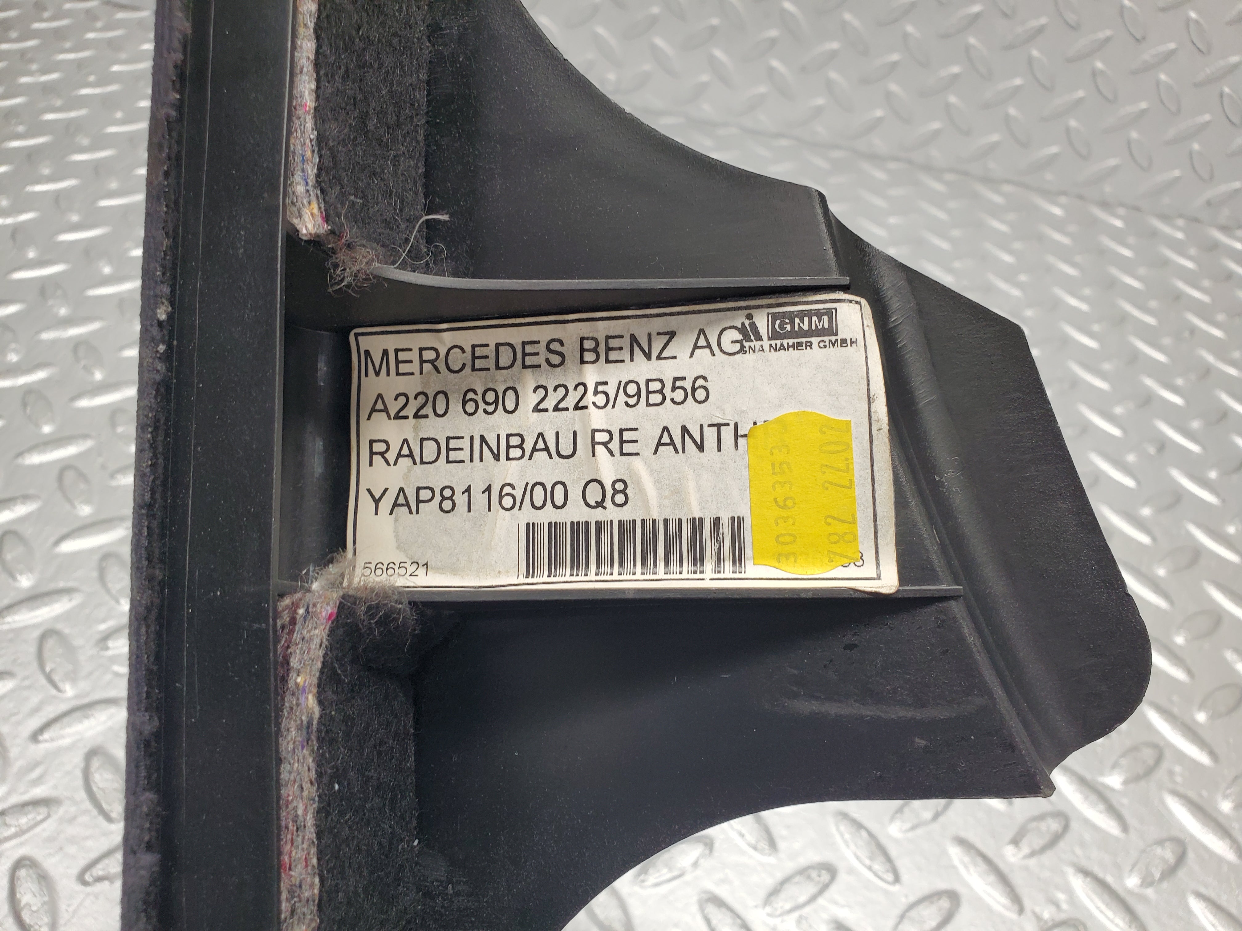 1627 Mercedes-Benz W220 S430 Rear Right Driver Wheel Housing Cover 2206902225