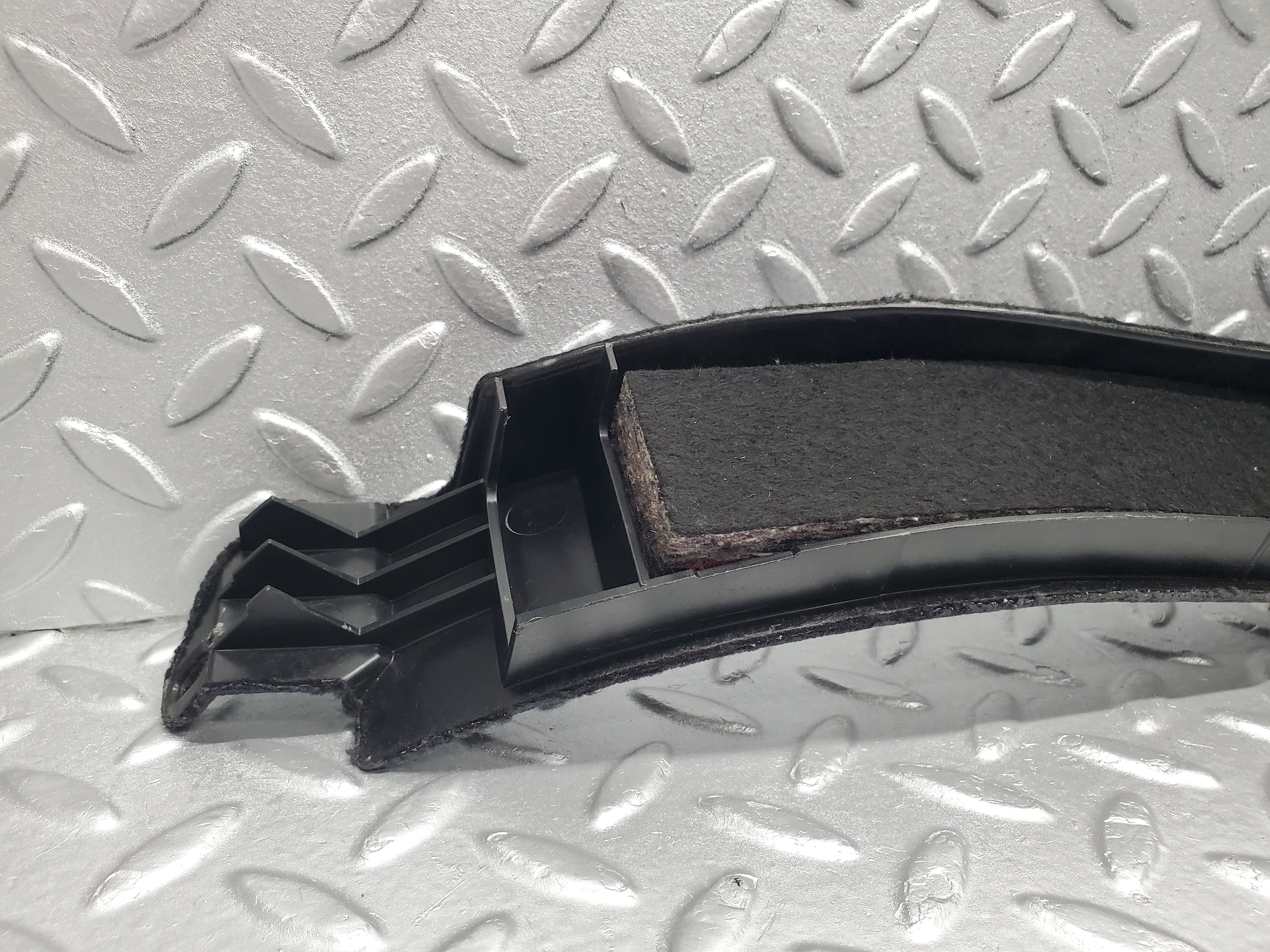 1627 Mercedes-Benz W220 S430 Rear Right Driver Wheel Housing Cover 2206902225