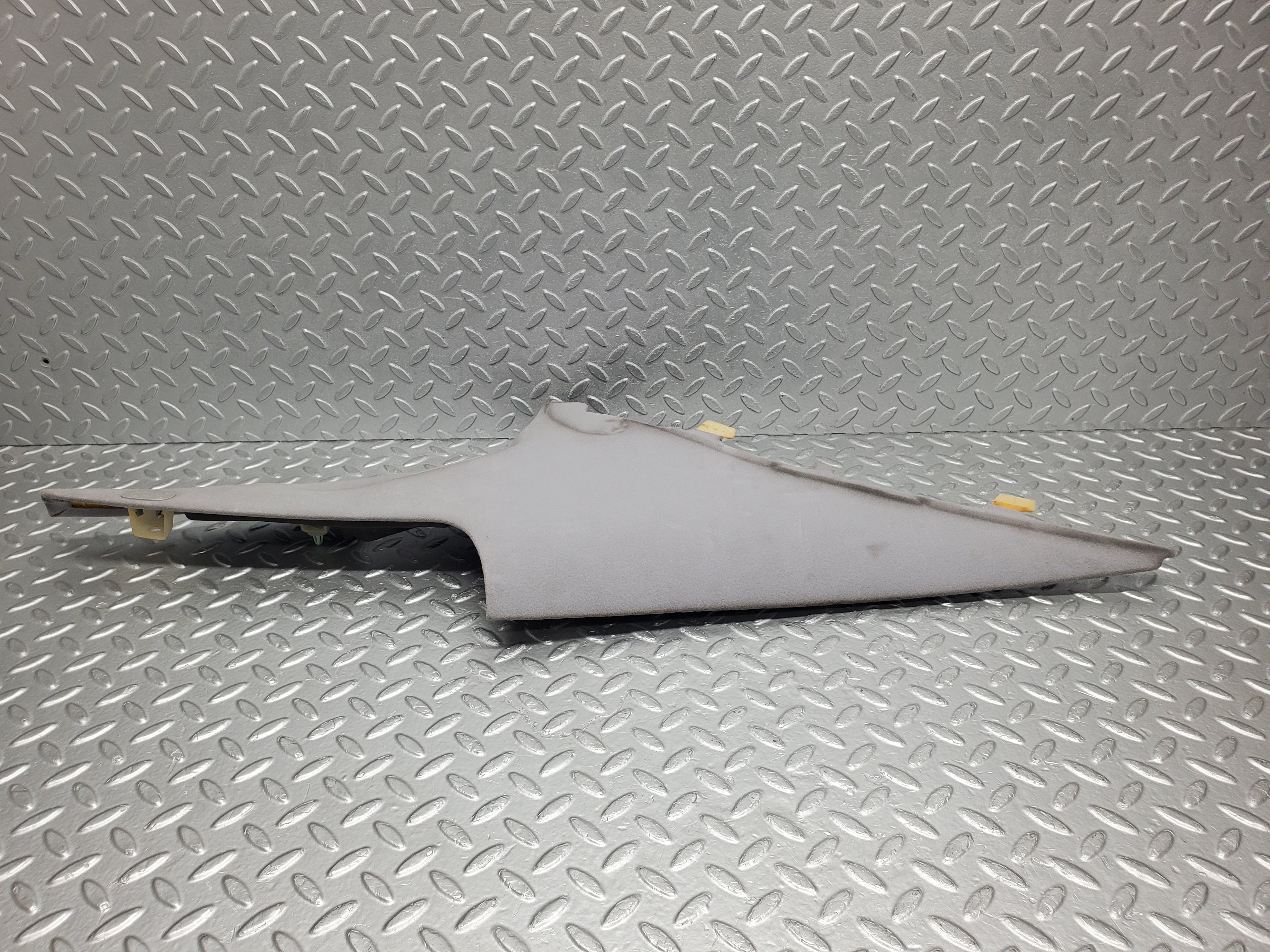 1635 Mercedes-Benz W220 S430 C Pillar Cover Trim Left Side 2206950337