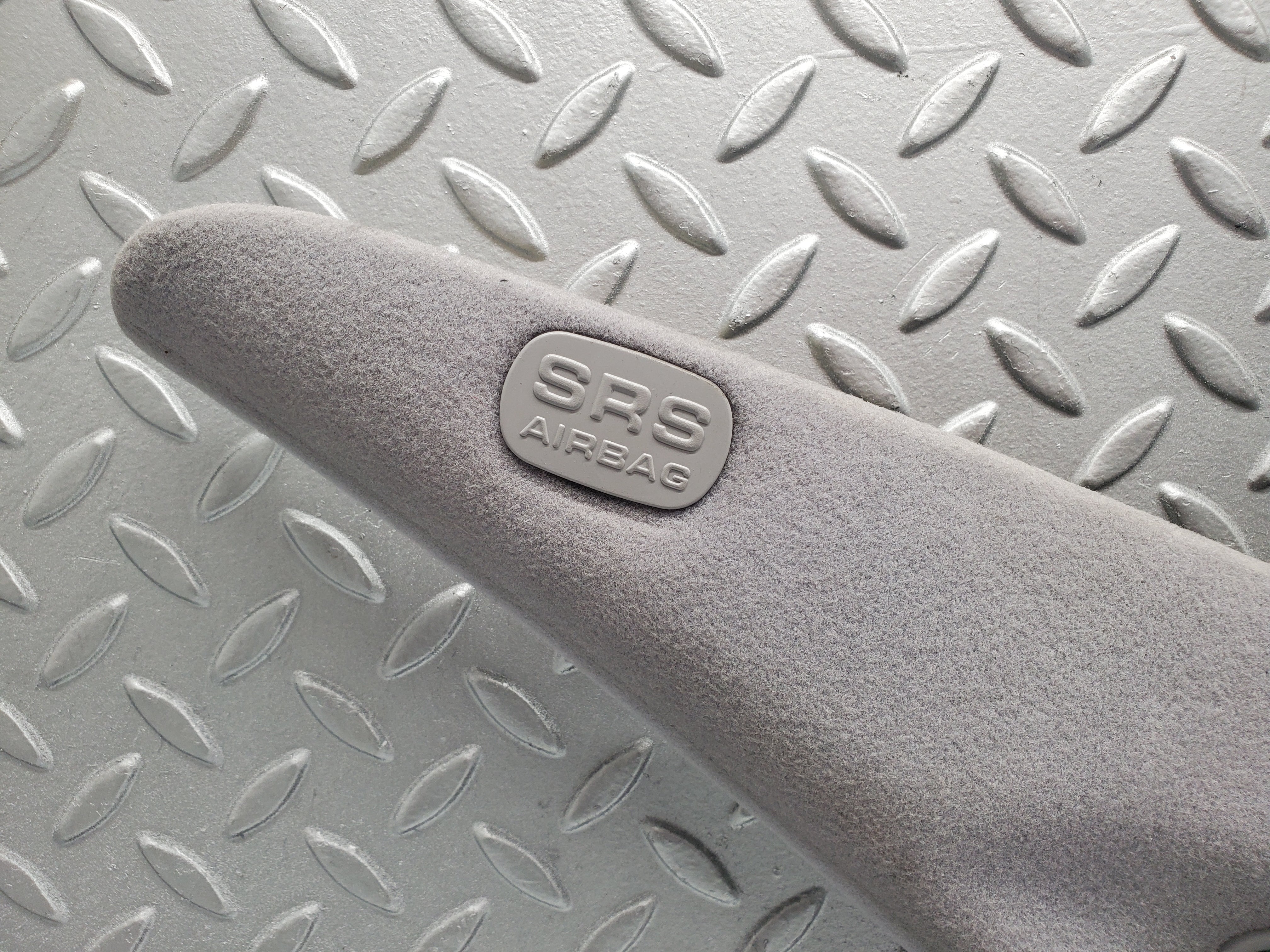 1636 Mercedes-Benz W220 S430 C Pillar Cover Trim Right Side 2206950437