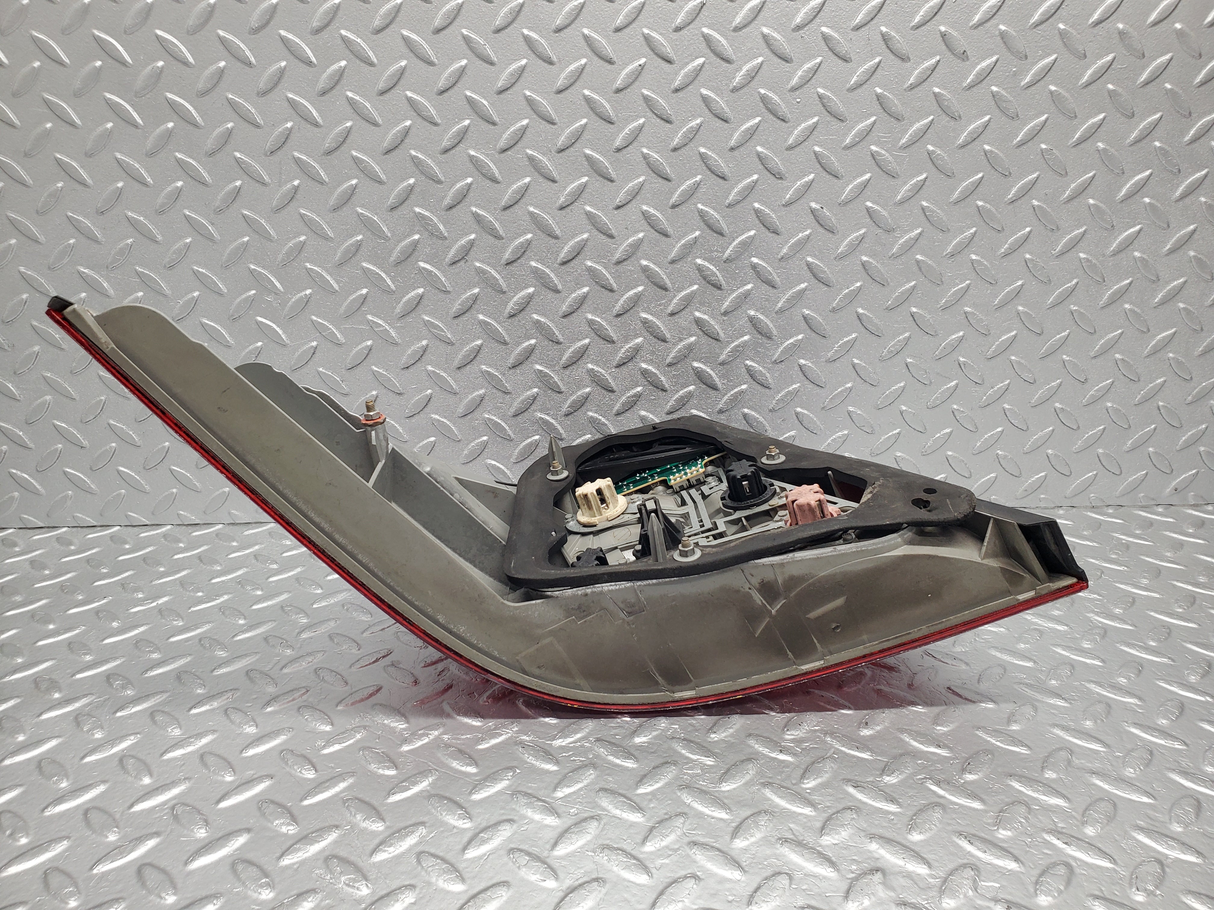 1640 Mercedes-Benz W220 S430 Tail Light Rear Right