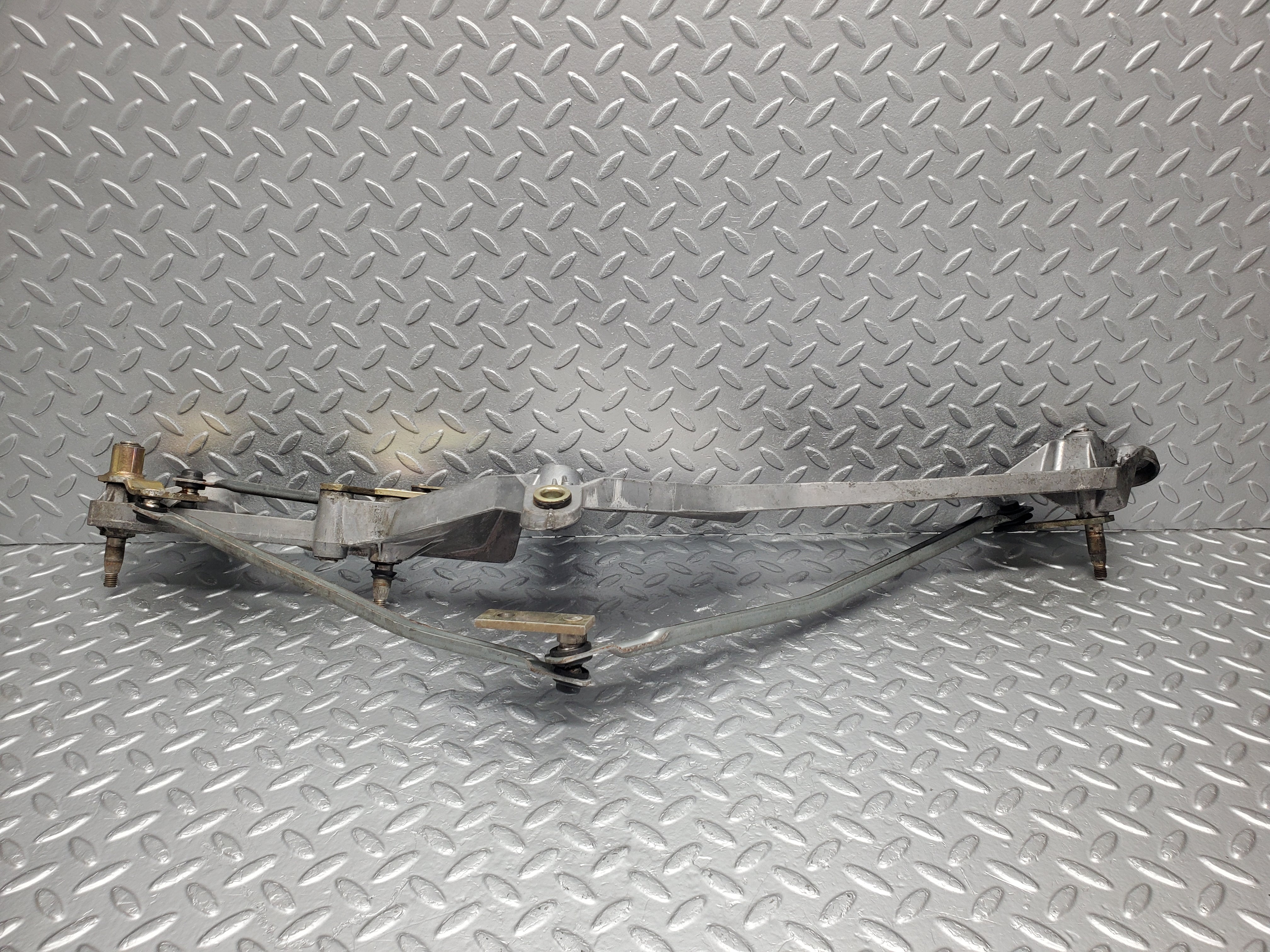 1645 Mercedes-Benz W220 S430 Wiper Linkage 3391098392