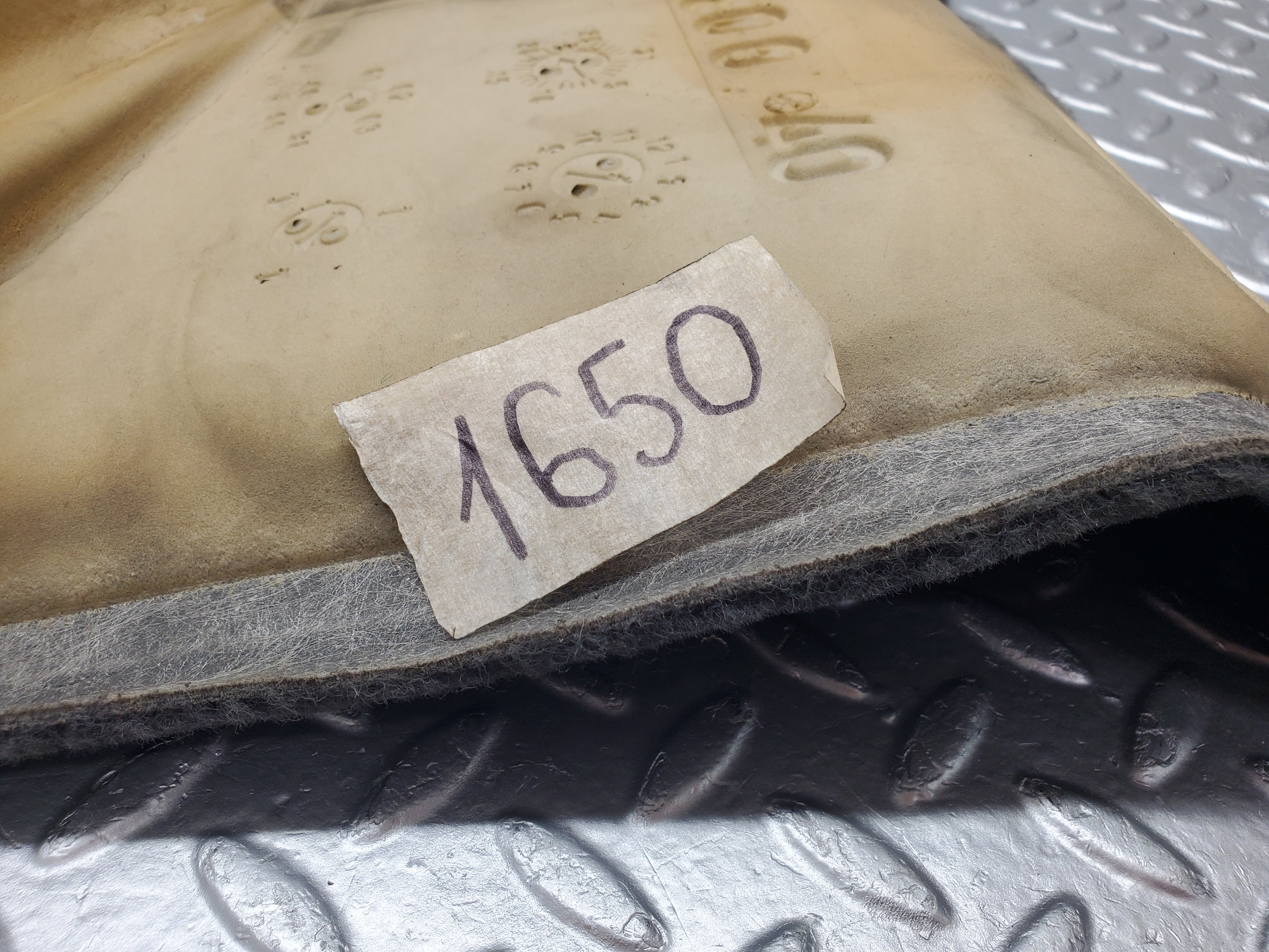 1650 Mercedes-Benz W220 S430 Floor Mat Front Left Side 220680340