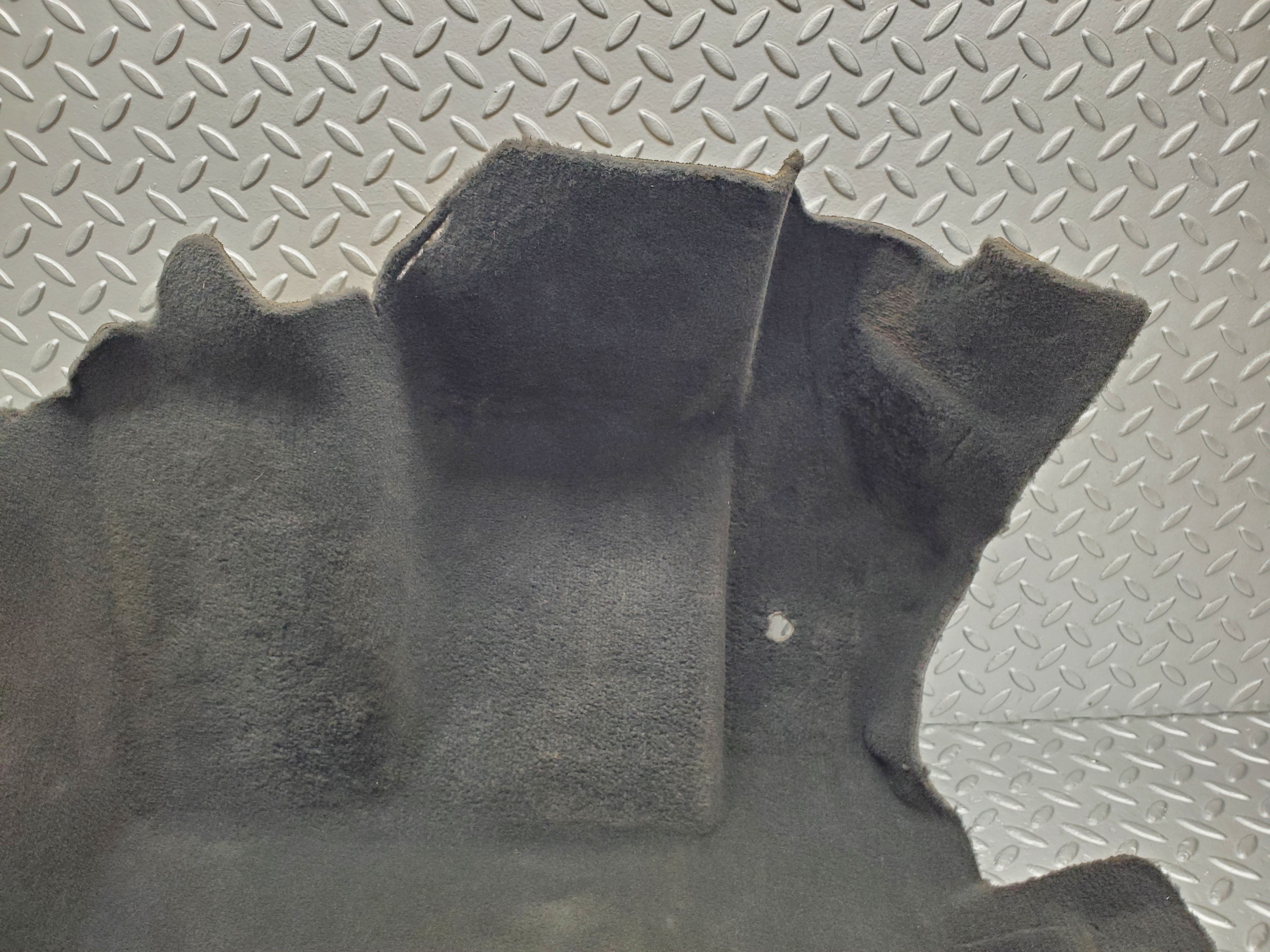 1651 Mercedes-Benz W220 S430 Floor Mat Front Right Side 220680440