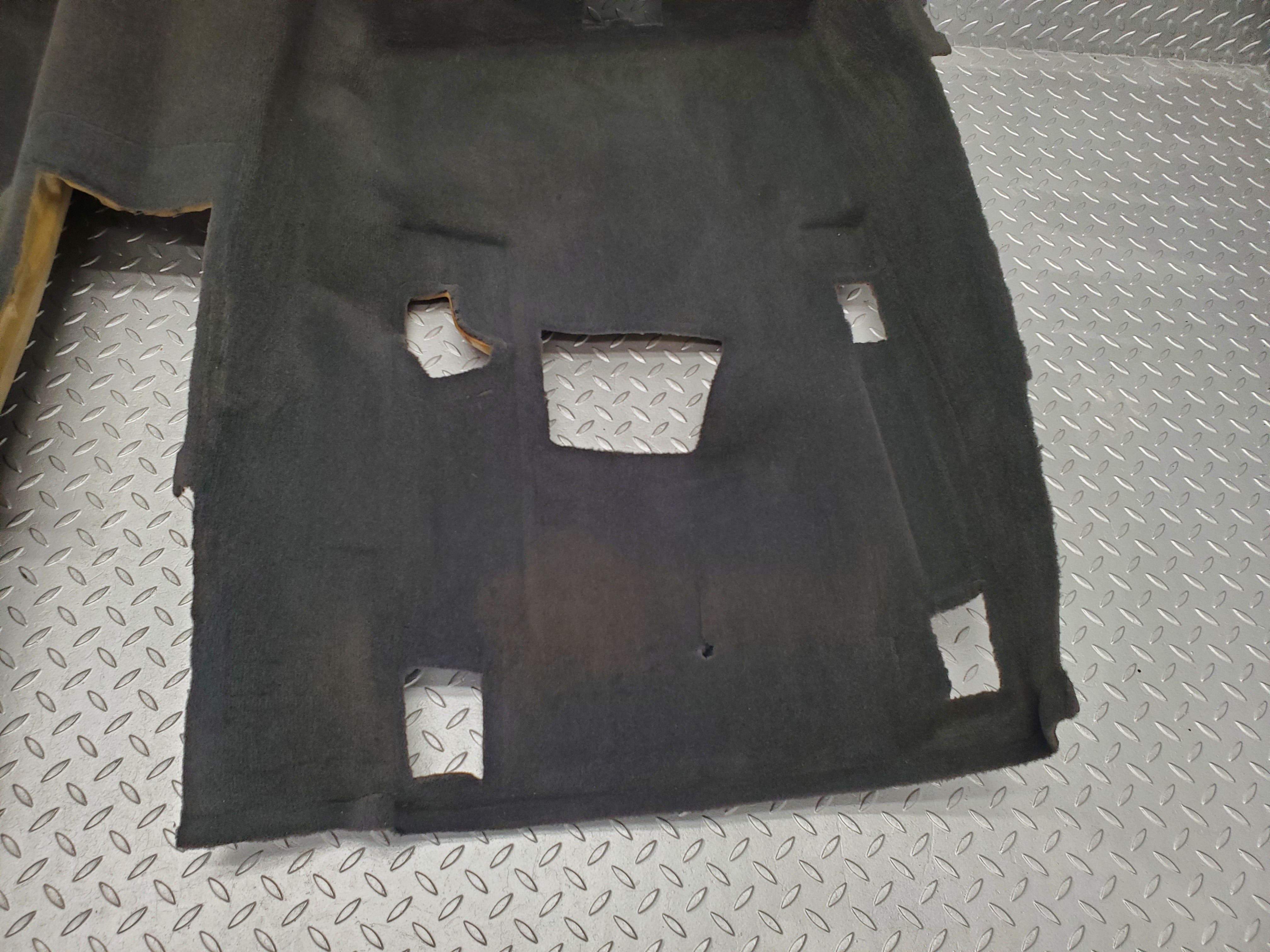 1652 Mercedes-Benz W220 S430 Floor Mat Rear Side 220680004