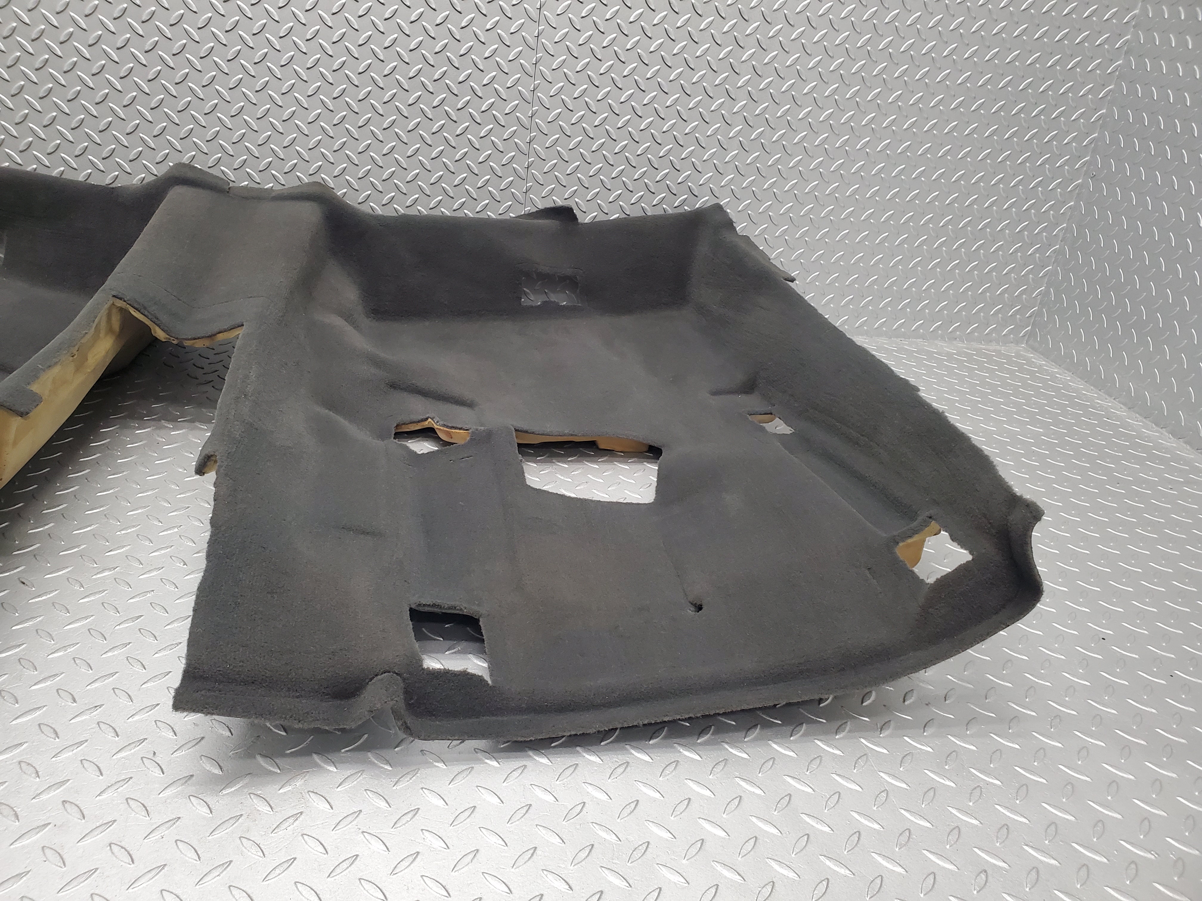 1652 Mercedes-Benz W220 S430 Floor Mat Rear Side 220680004