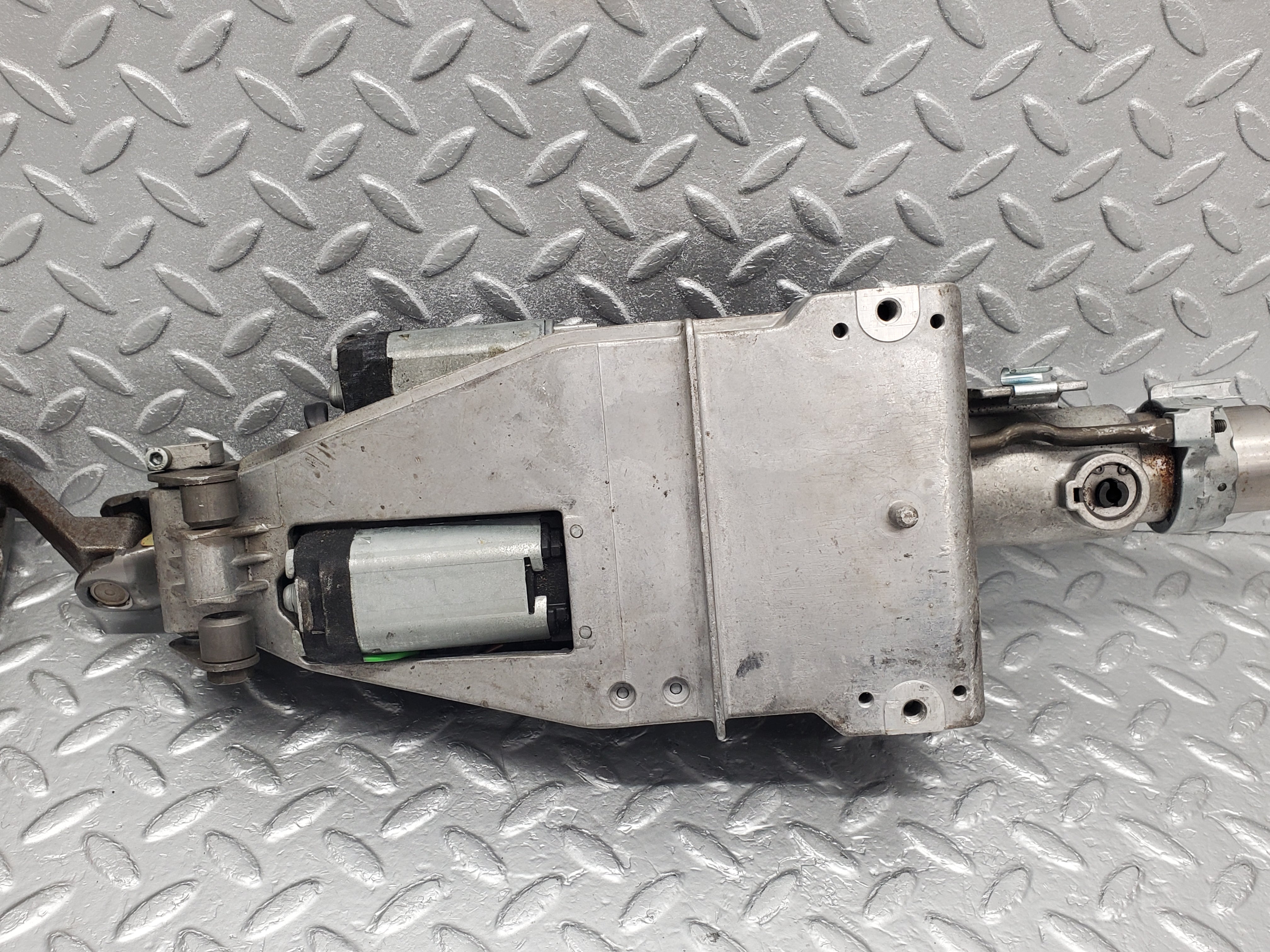 1657 Mercedes-Benz W220 S430 Electric Steering Column 2204620220 2154600316 2205400288
