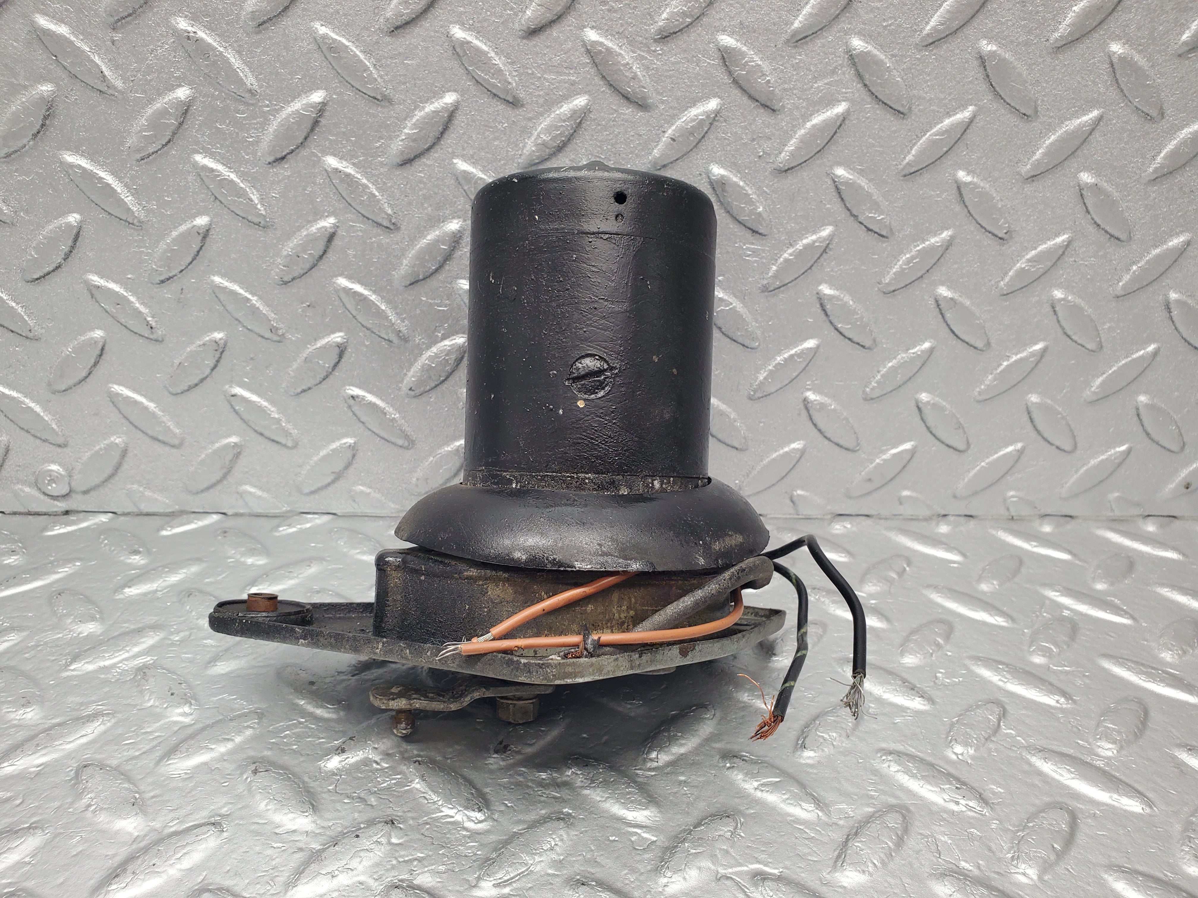 1671 Mercedes-Benz W105 219 PONTON Wiper Motor