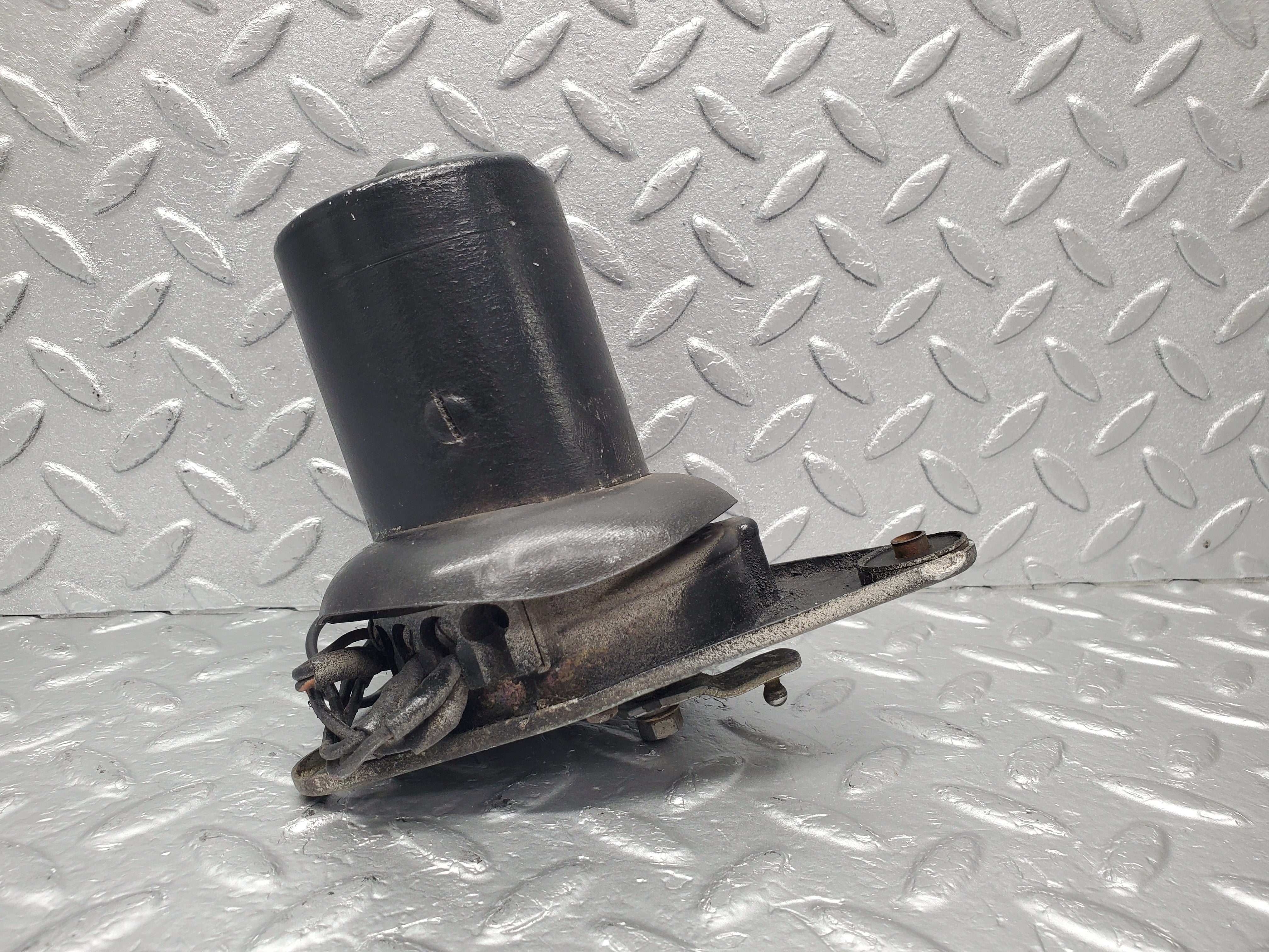 1671 Mercedes-Benz W105 219 PONTON Wiper Motor