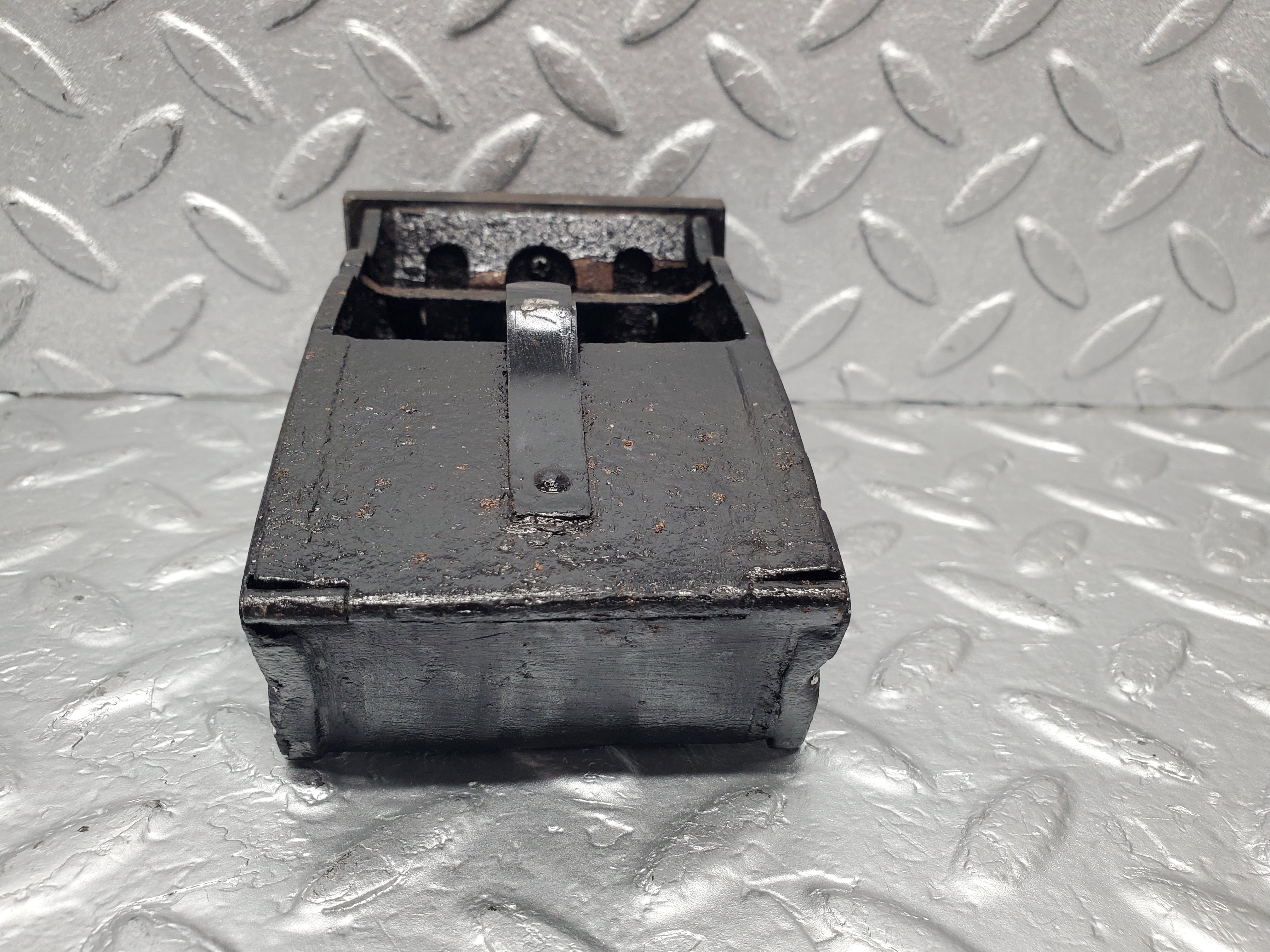 1672 Mercedes-Benz W105 219 PONTON Ashtray