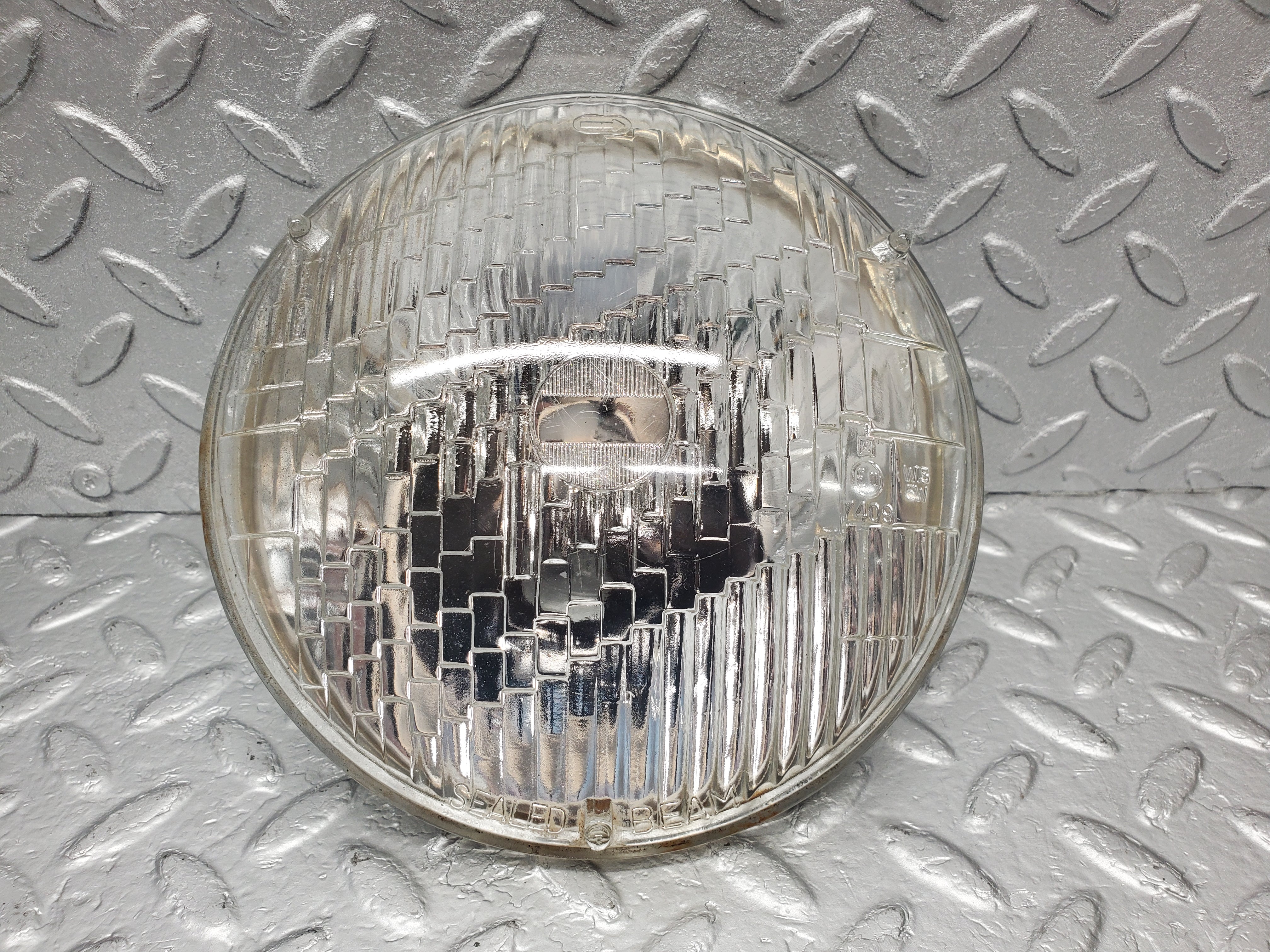 1678 Mercedes-Benz W105 219 PONTON Headlight Bulb