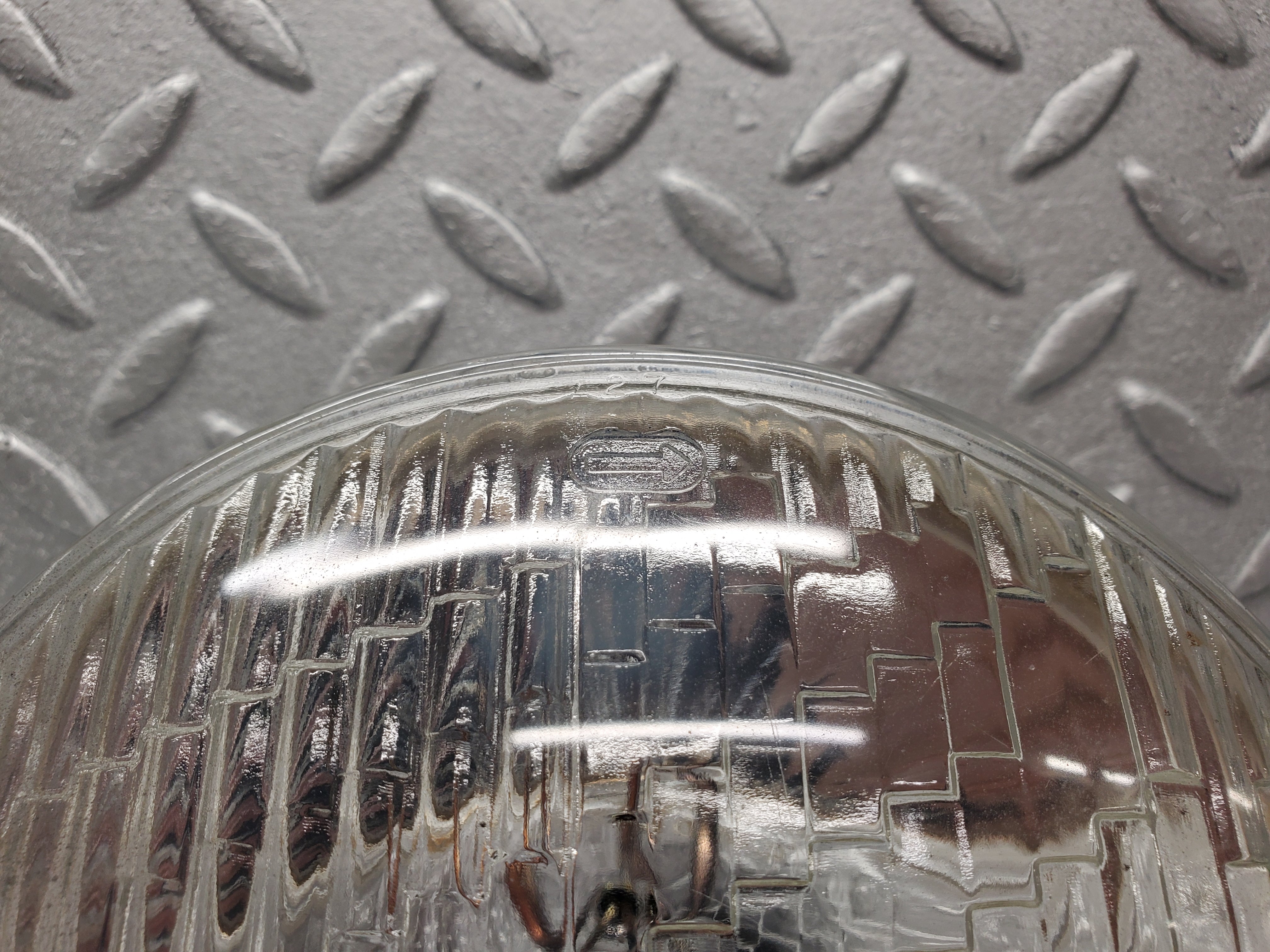 1678 Mercedes-Benz W105 219 PONTON Headlight Bulb