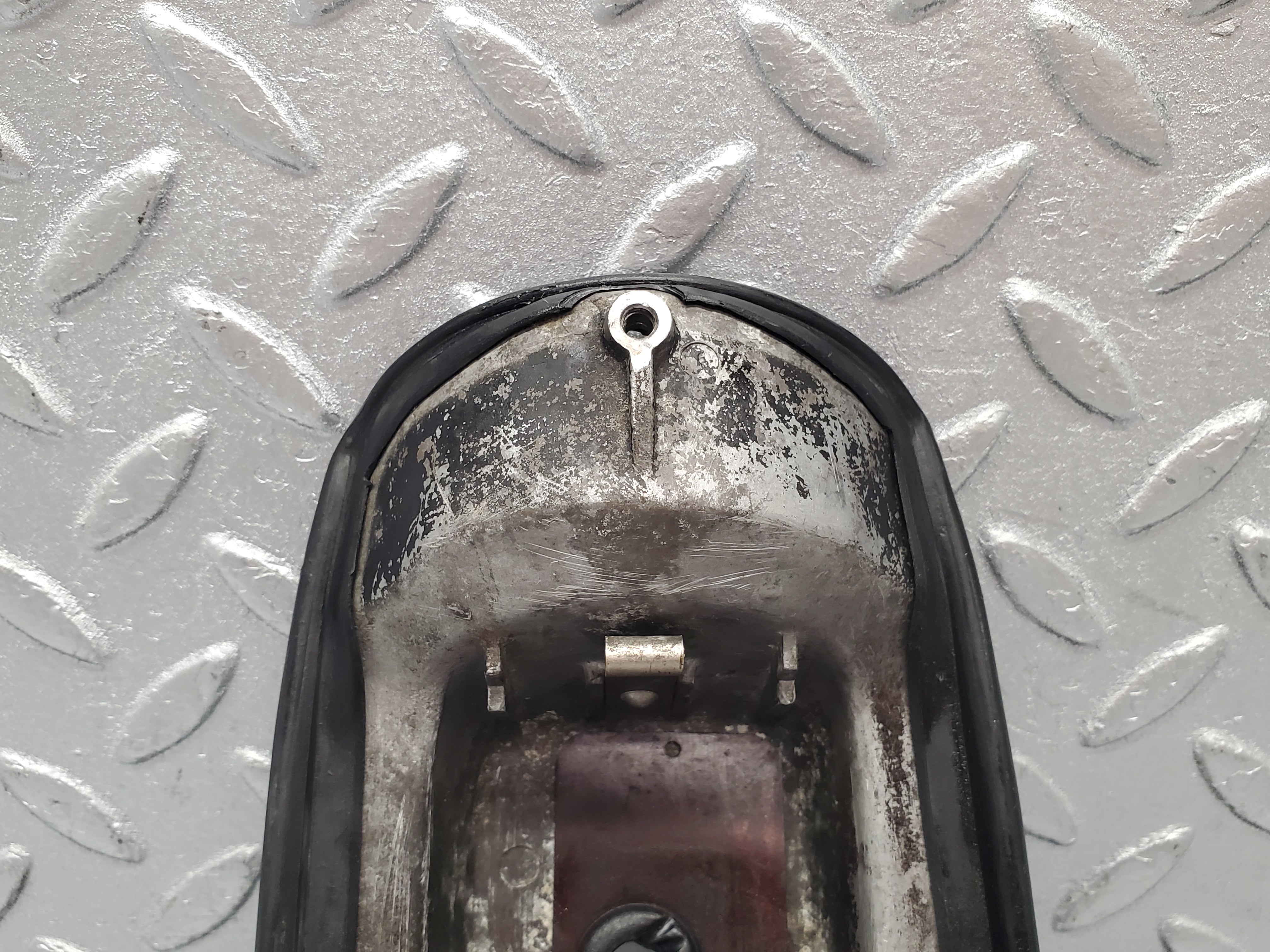 1683 Mercedes-Benz W105 219 PONTON Rear Tail Light Housing 01808200164