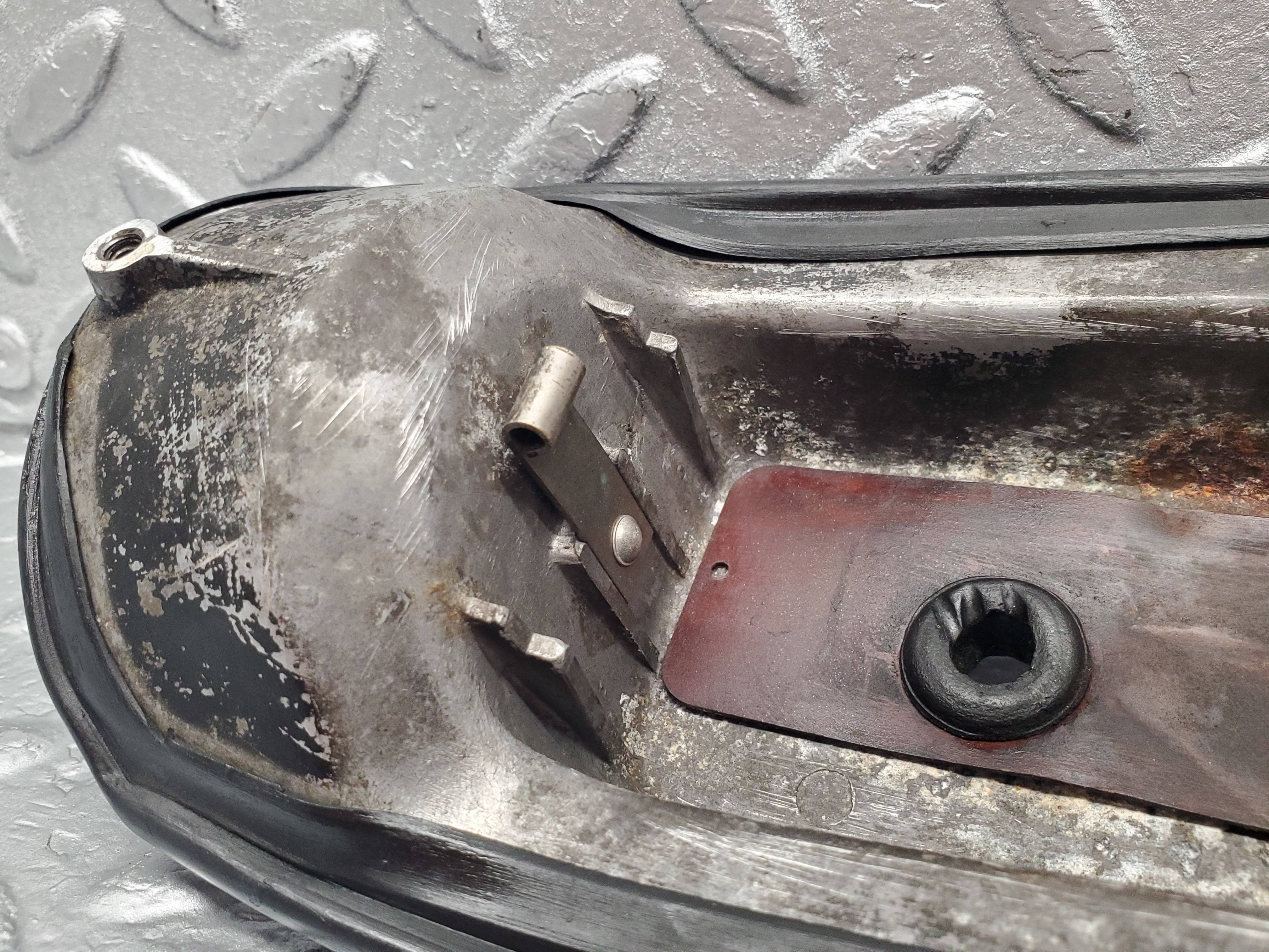 1683 Mercedes-Benz W105 219 PONTON Rear Tail Light Housing 01808200164