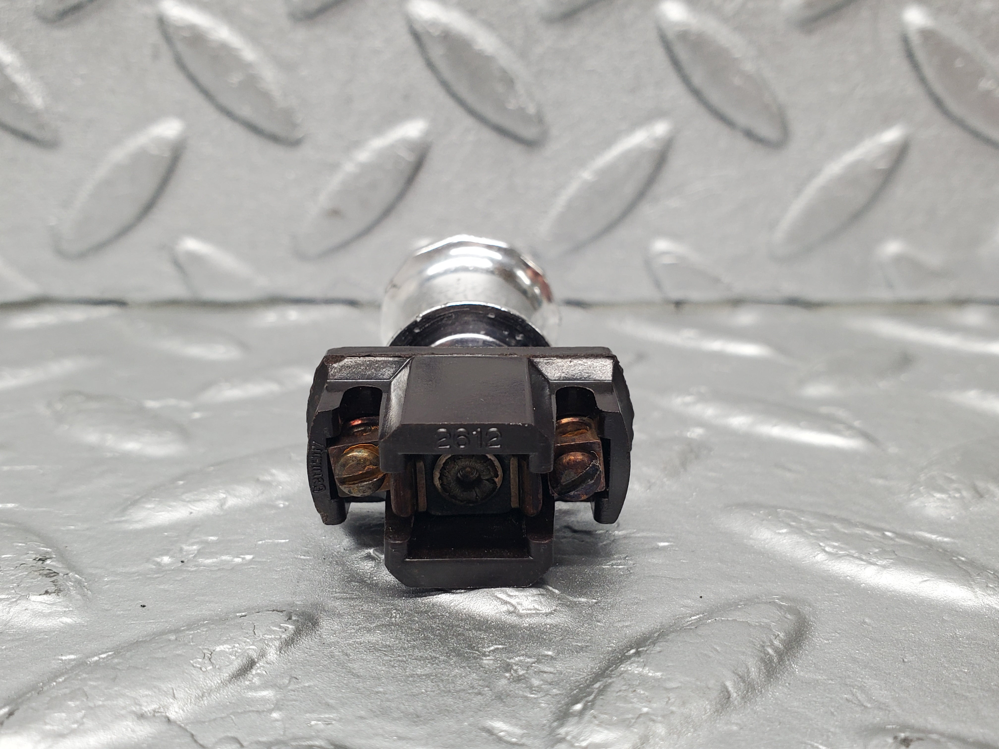 1686 Mercedes-Benz W105 219 PONTON Bakelite Switch