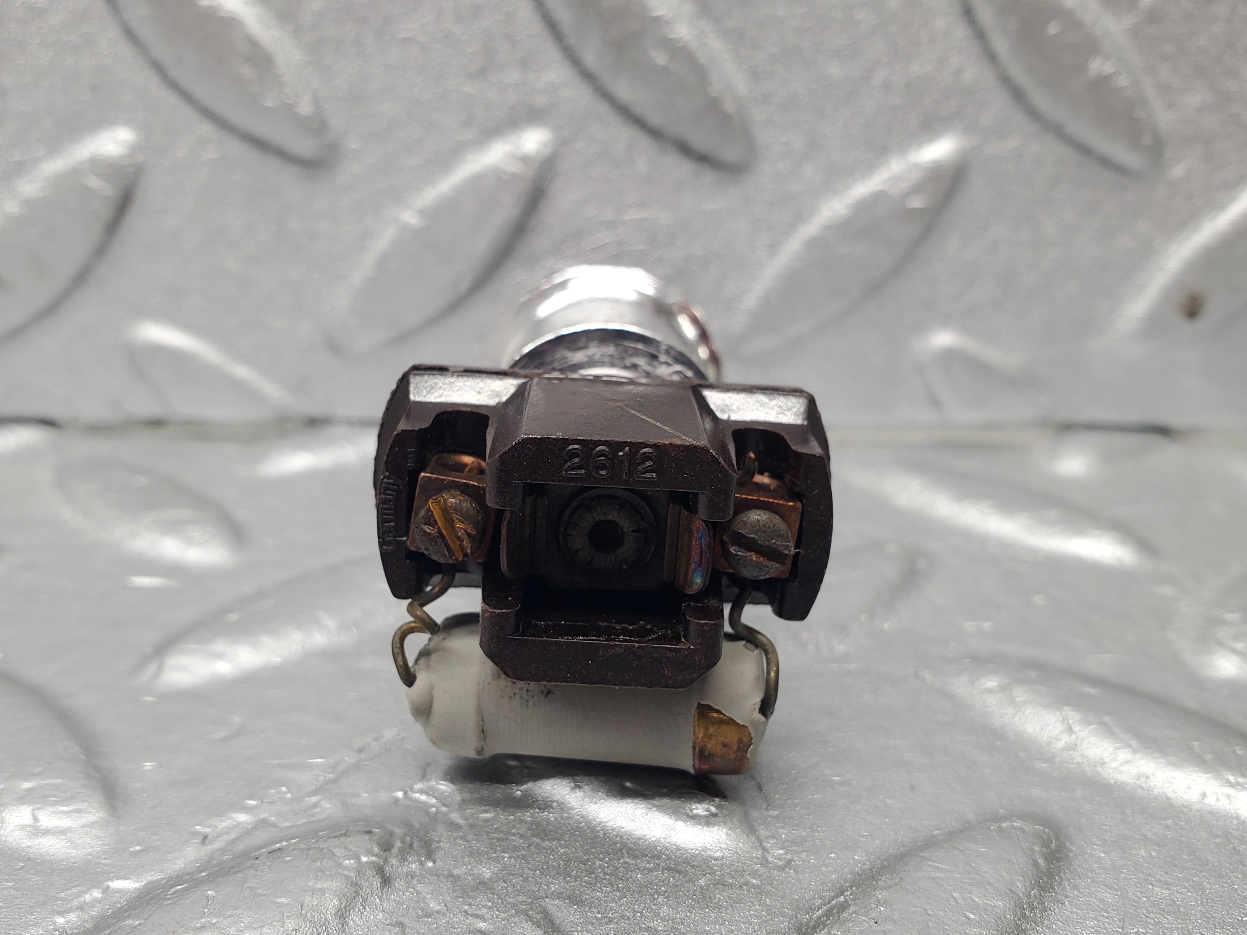 1687 Mercedes-Benz W105 219 PONTON Bakelite Switch