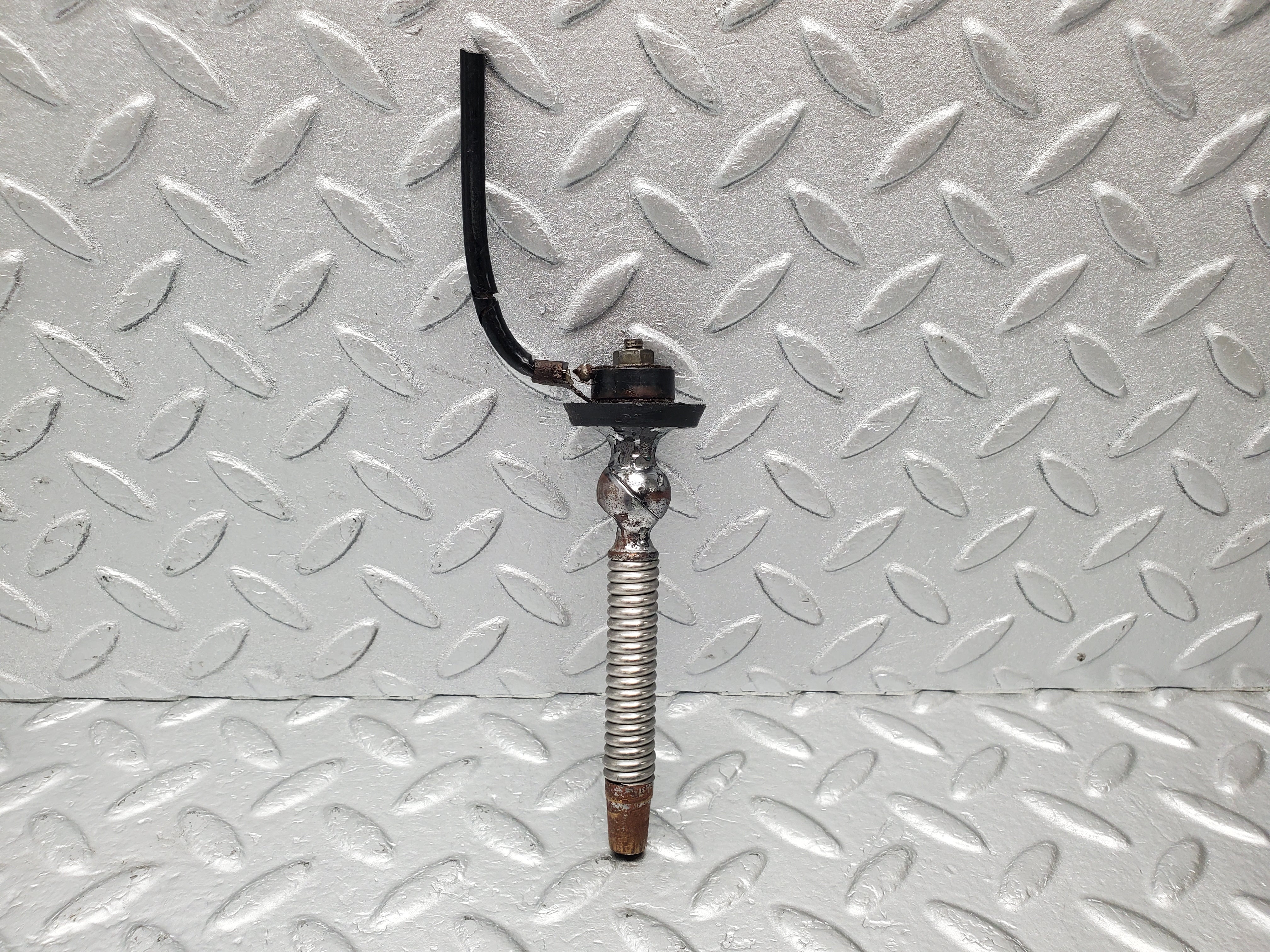 1690 Mercedes-Benz W105 219 PONTON Radio Antenna Aerial