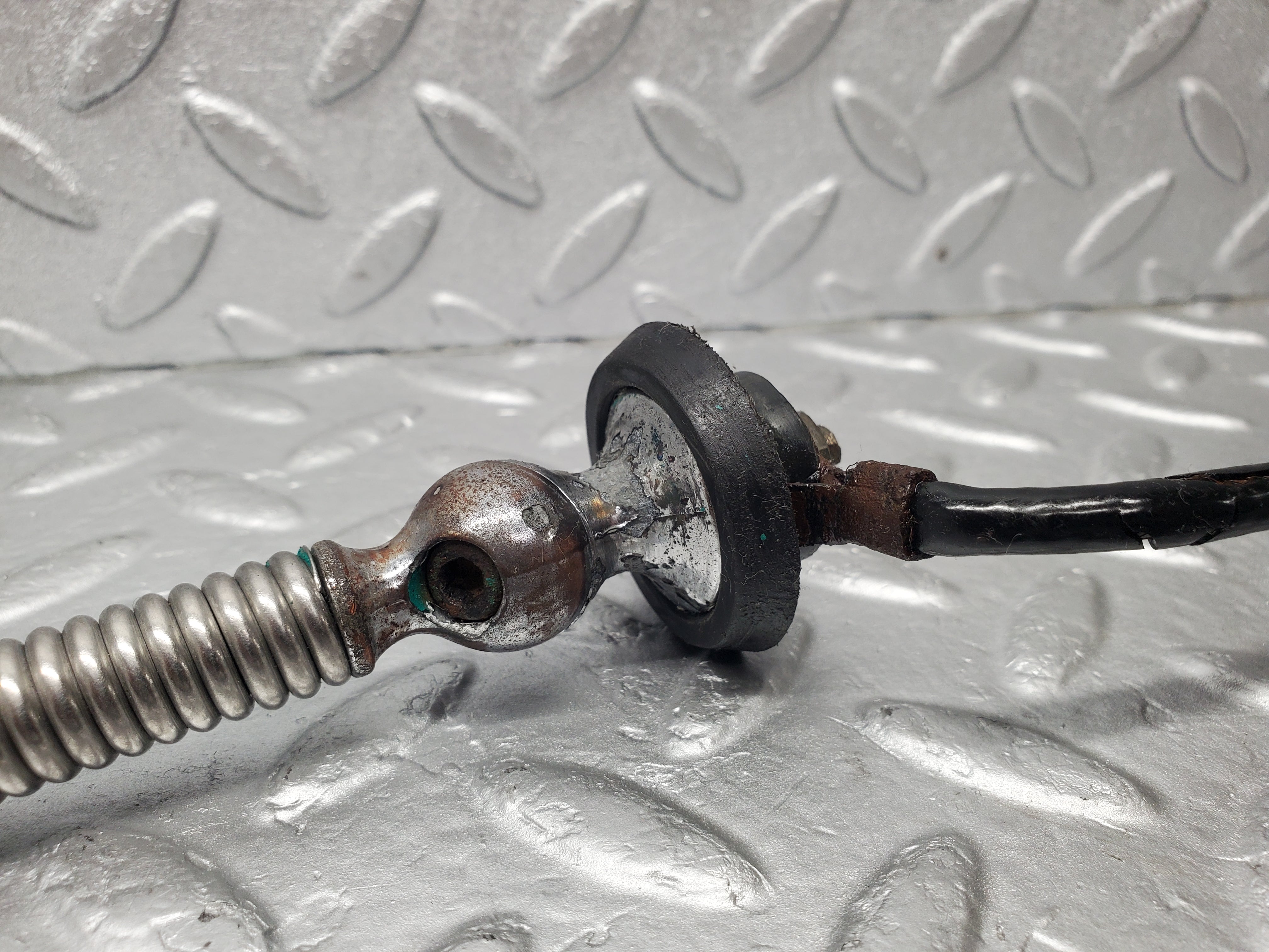 1690 Mercedes-Benz W105 219 PONTON Radio Antenna Aerial