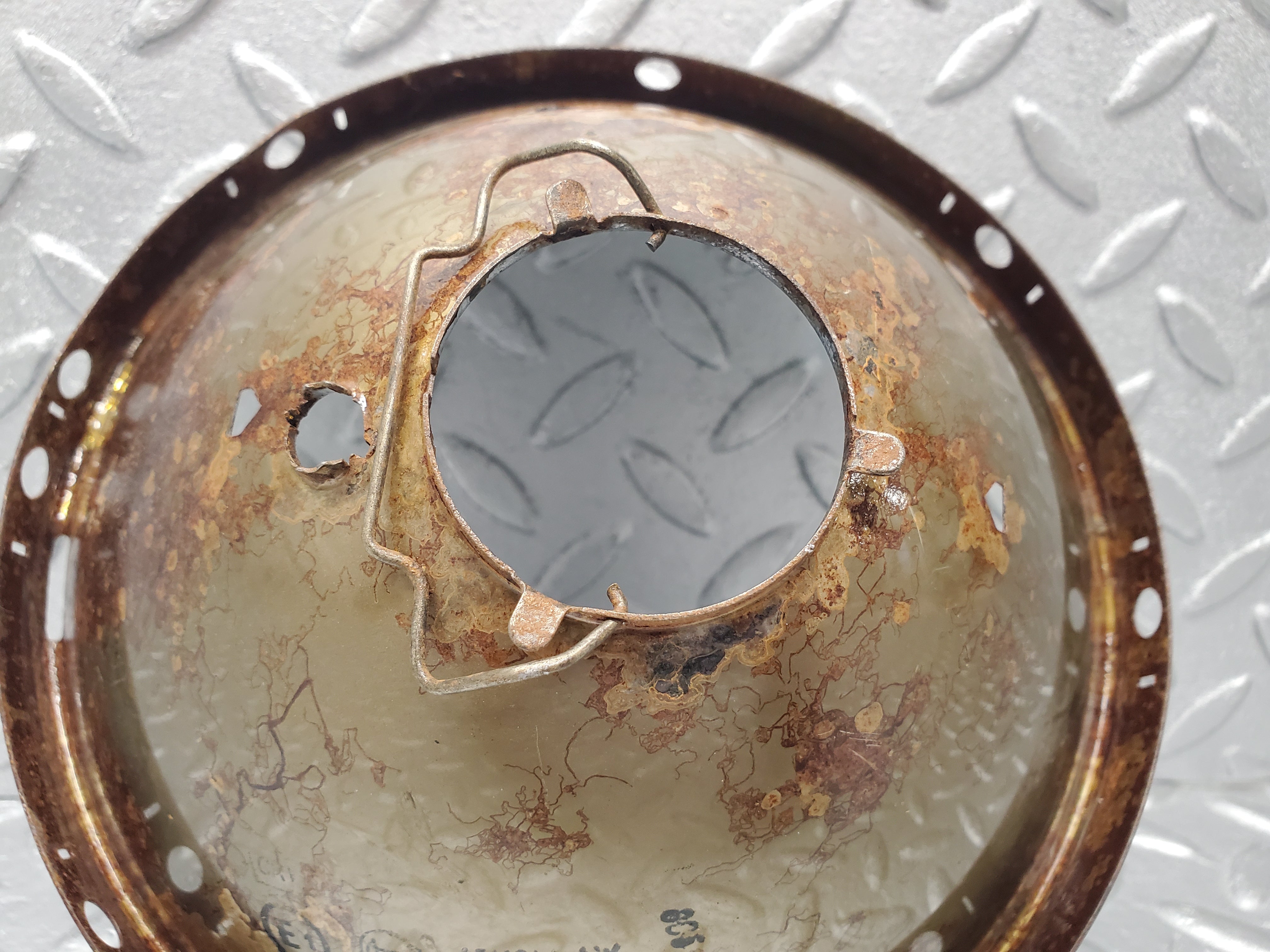 1693 Mercedes-Benz W105 219 PONTON Headlight Reflector