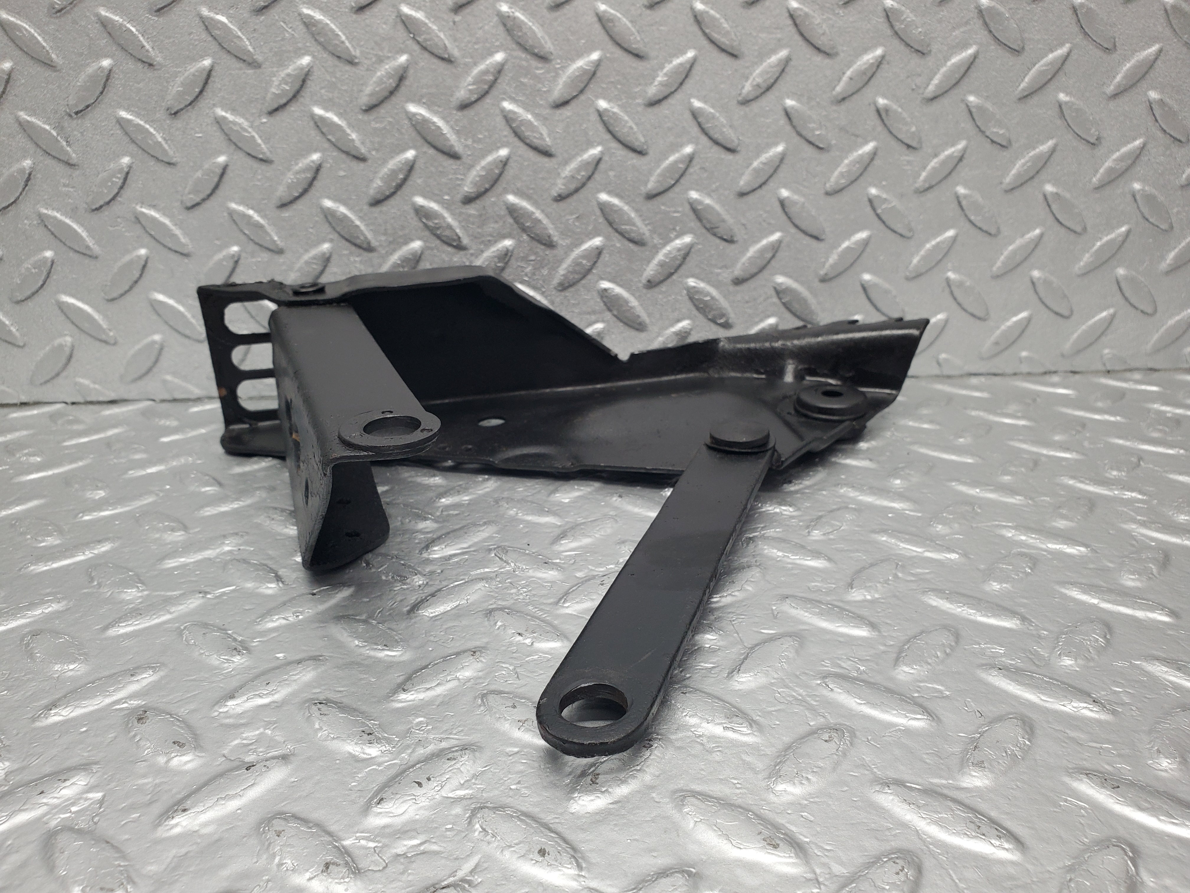 1697 Mercedes-Benz W105 219 PONTON Bonnet Hinges Right Side