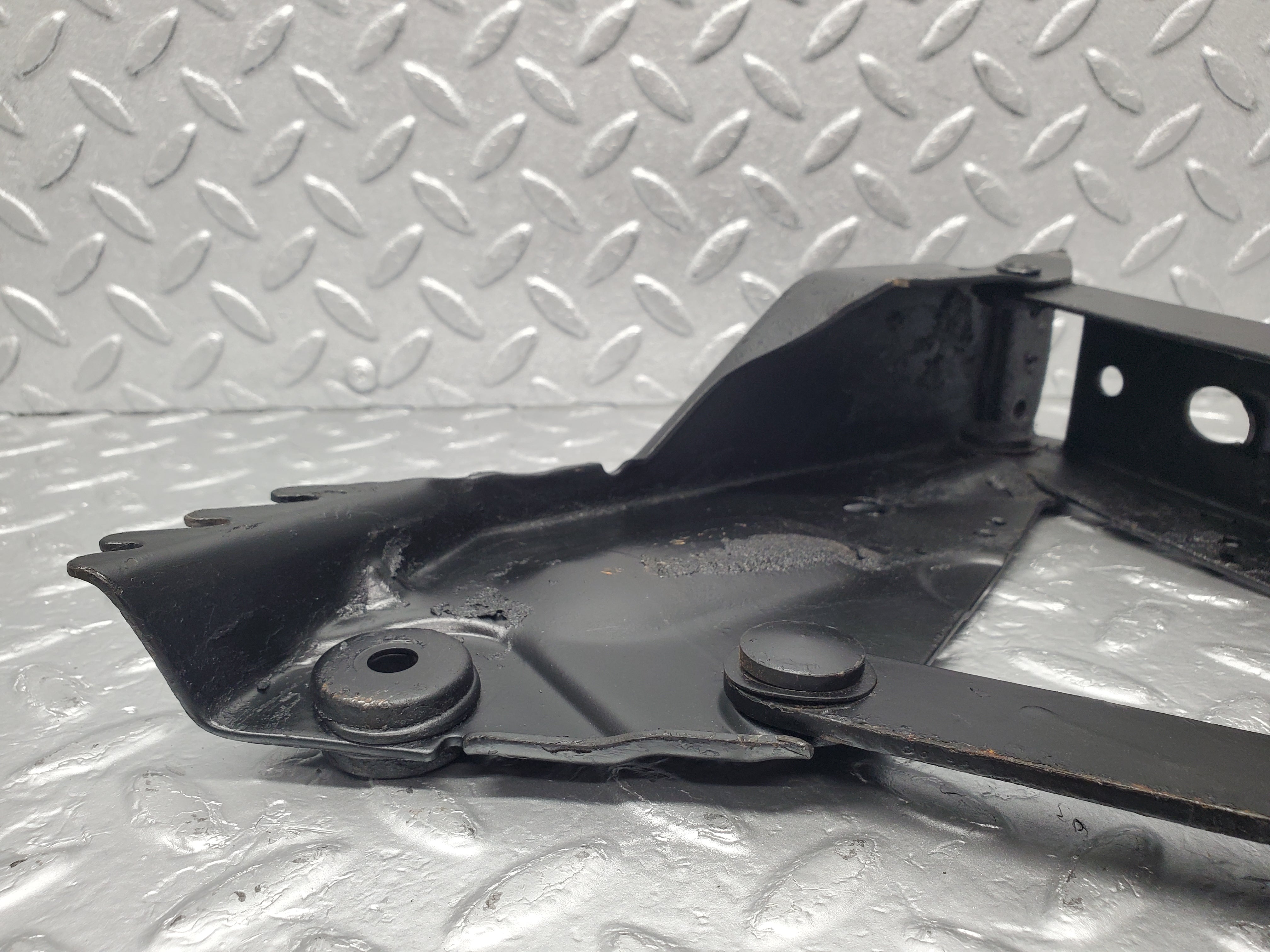 1698 Mercedes-Benz W105 219 PONTON Bonnet Hinges Left Side