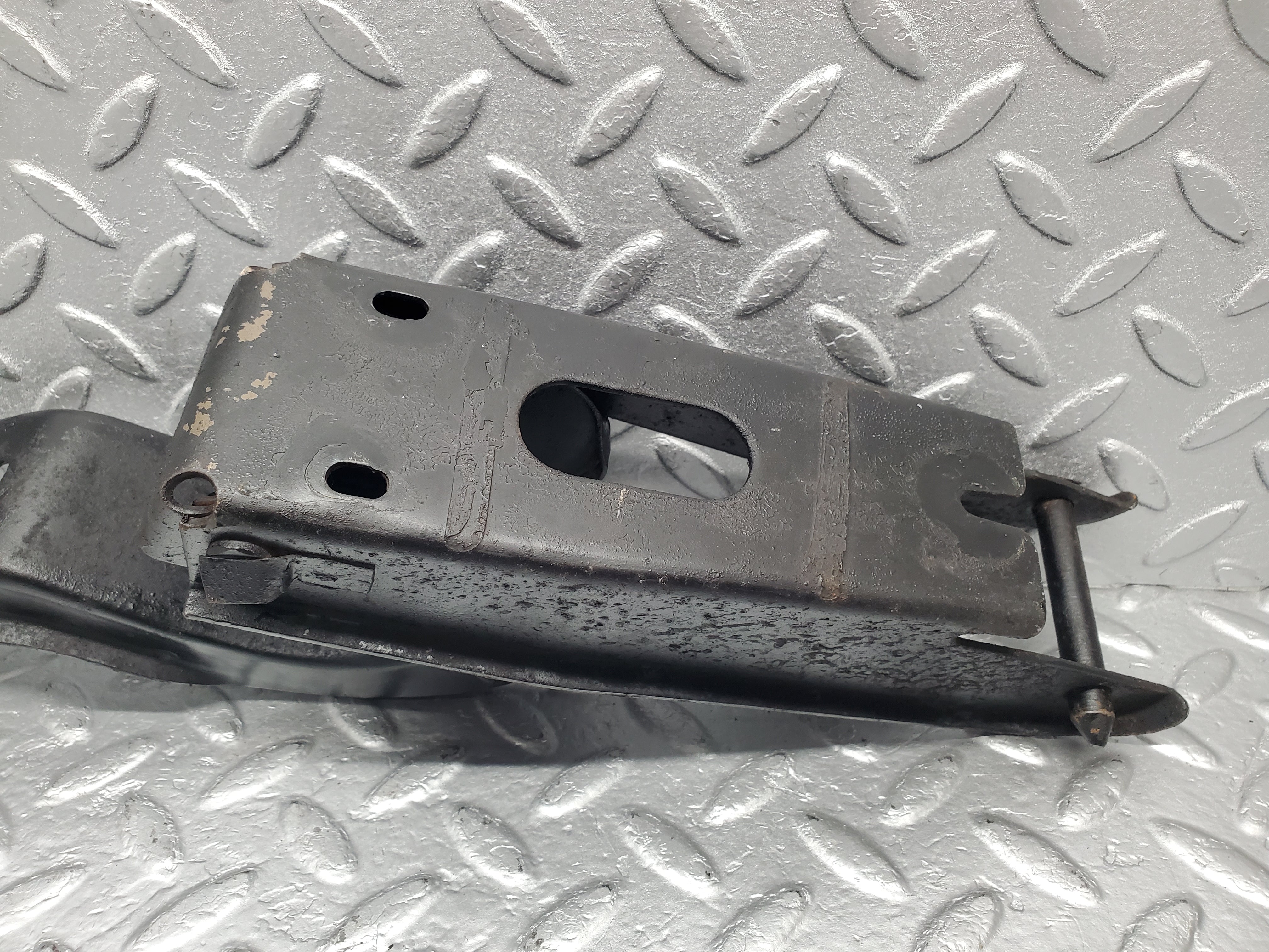 1702 Mercedes-Benz W105 219 PONTON Trunk Lid Hinges