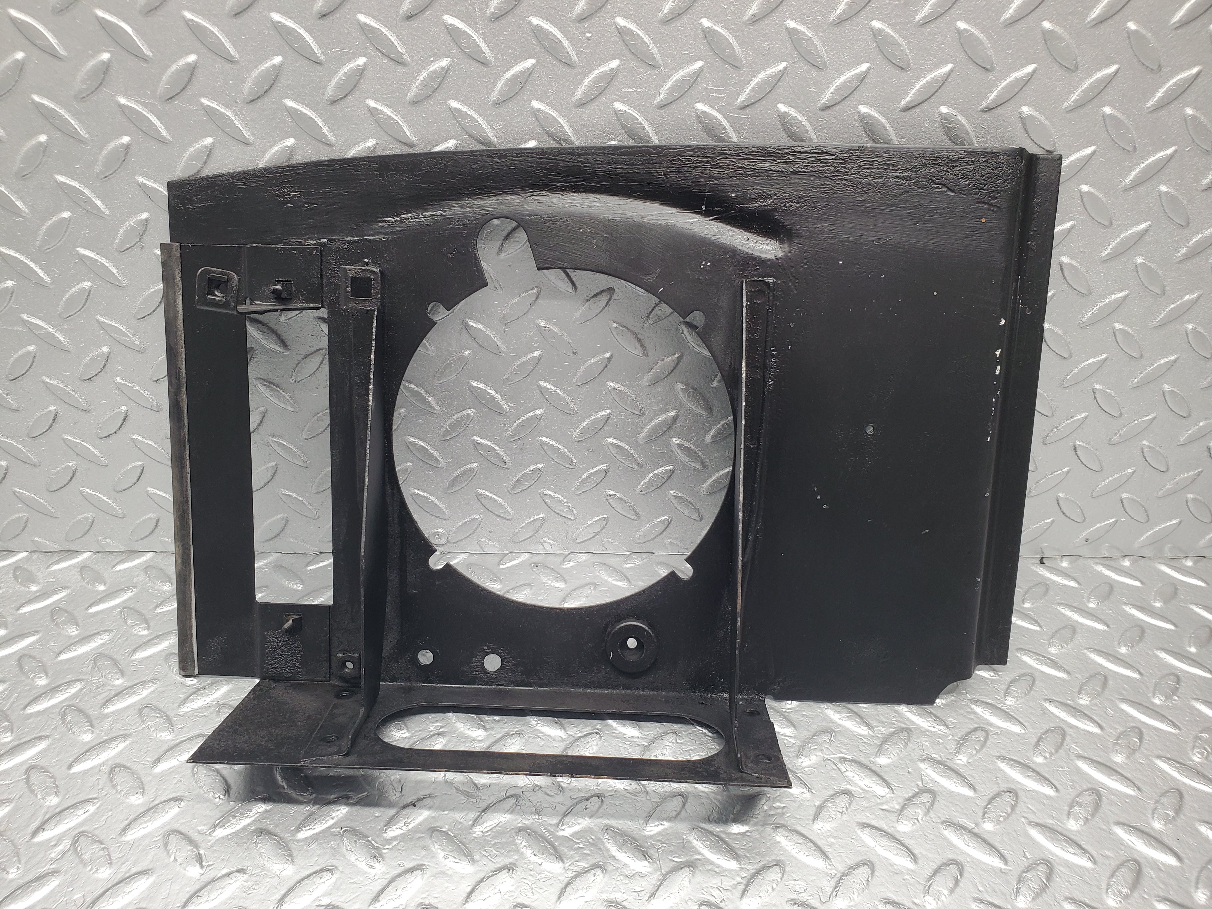 1704 Mercedes-Benz W105 219 PONTON Baffle Wall Bracket For Brake Unit