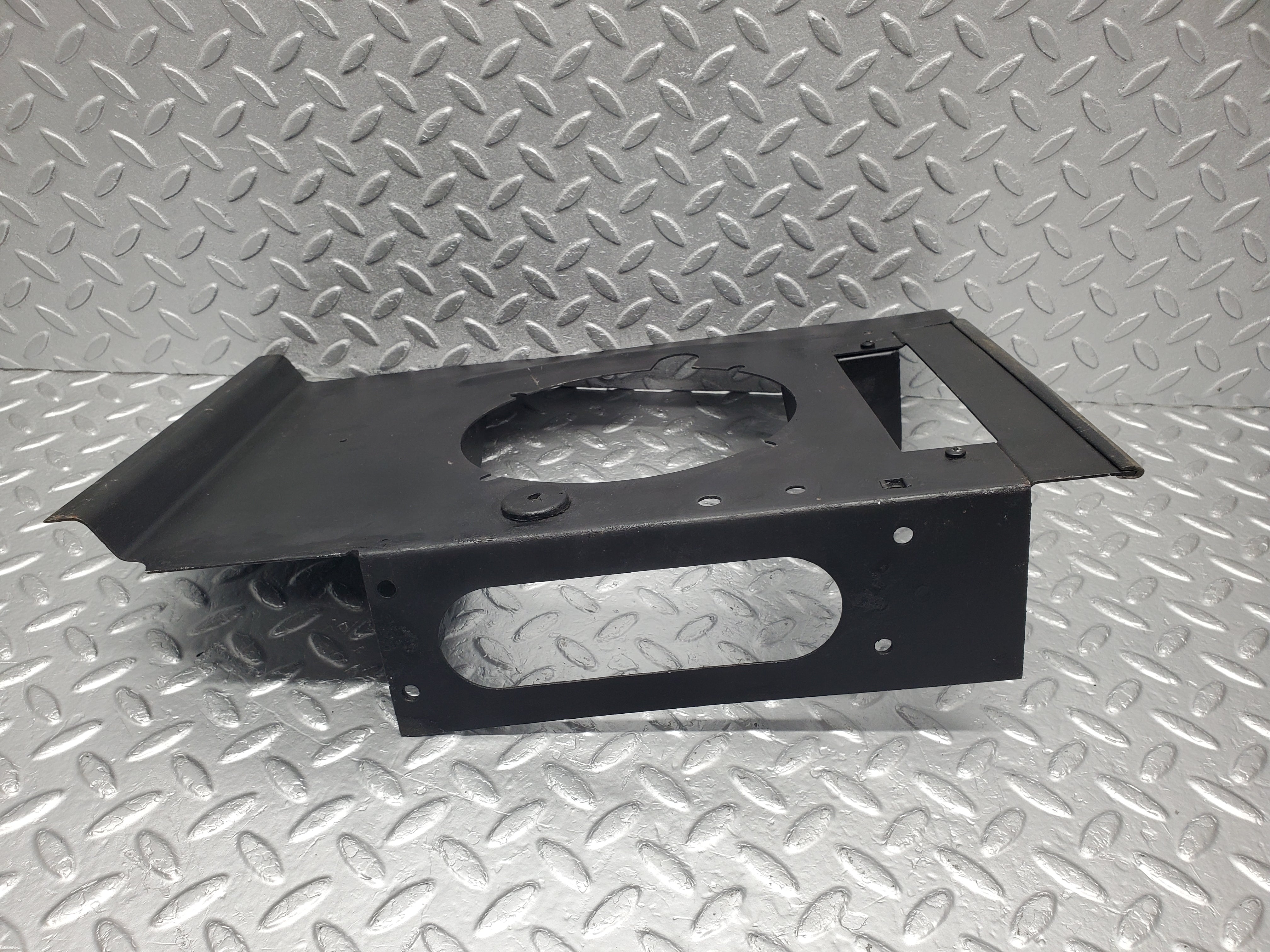 1704 Mercedes-Benz W105 219 PONTON Baffle Wall Bracket For Brake Unit